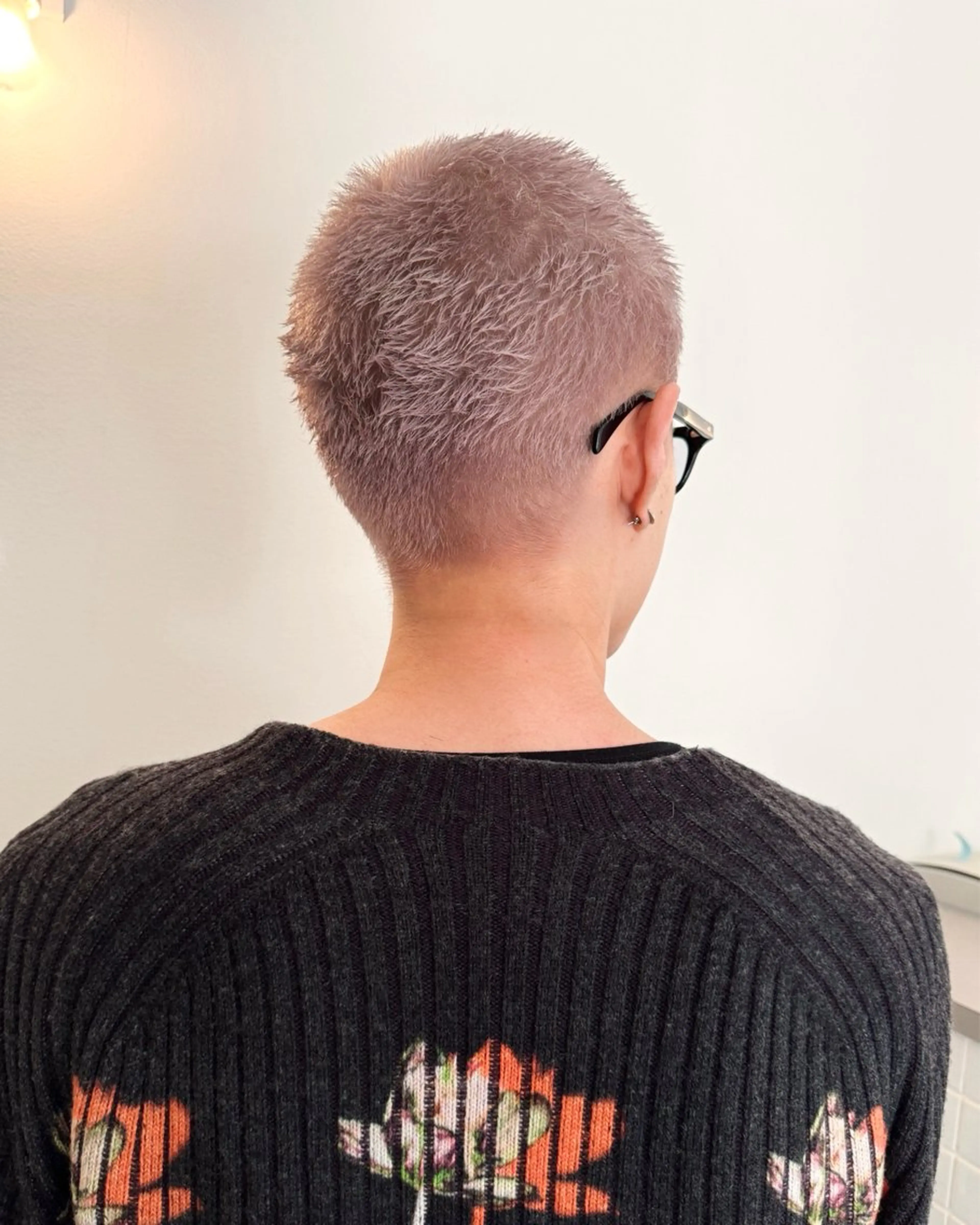 ショート カラー ベージュカラー ミルクティーベージュ カット ヘアカラー トリートメント デザイン/ブリーチ Kaito🐩/栄のヘアスタイル