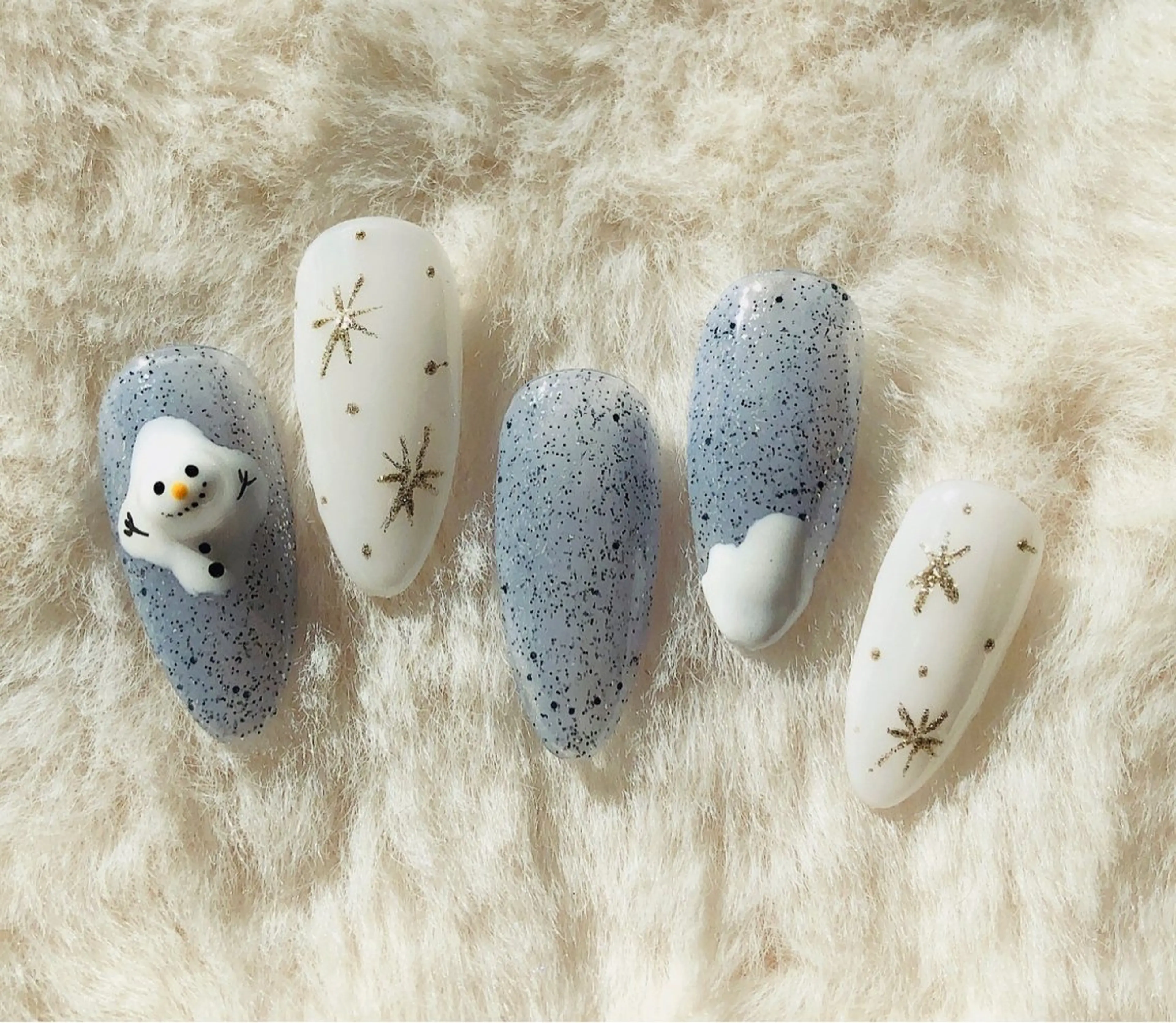 ネイル 冬ネイル クリスマス ハンドネイル ハンドケア Oko nail 💅✨のネイルデザイン