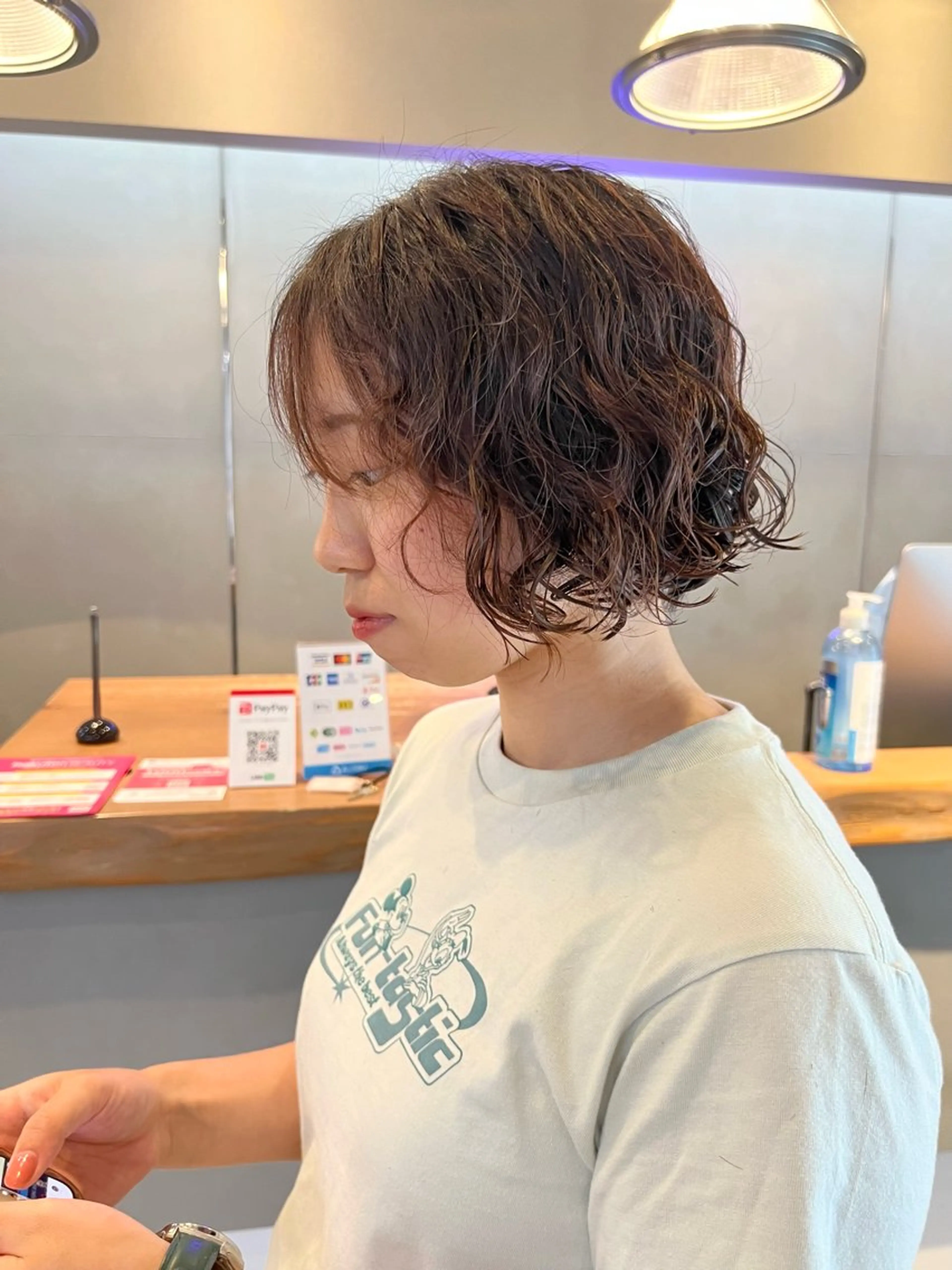 ミディアム パーマ 赤み消しカラー✳️ 井上明日翔💫のヘアスタイル