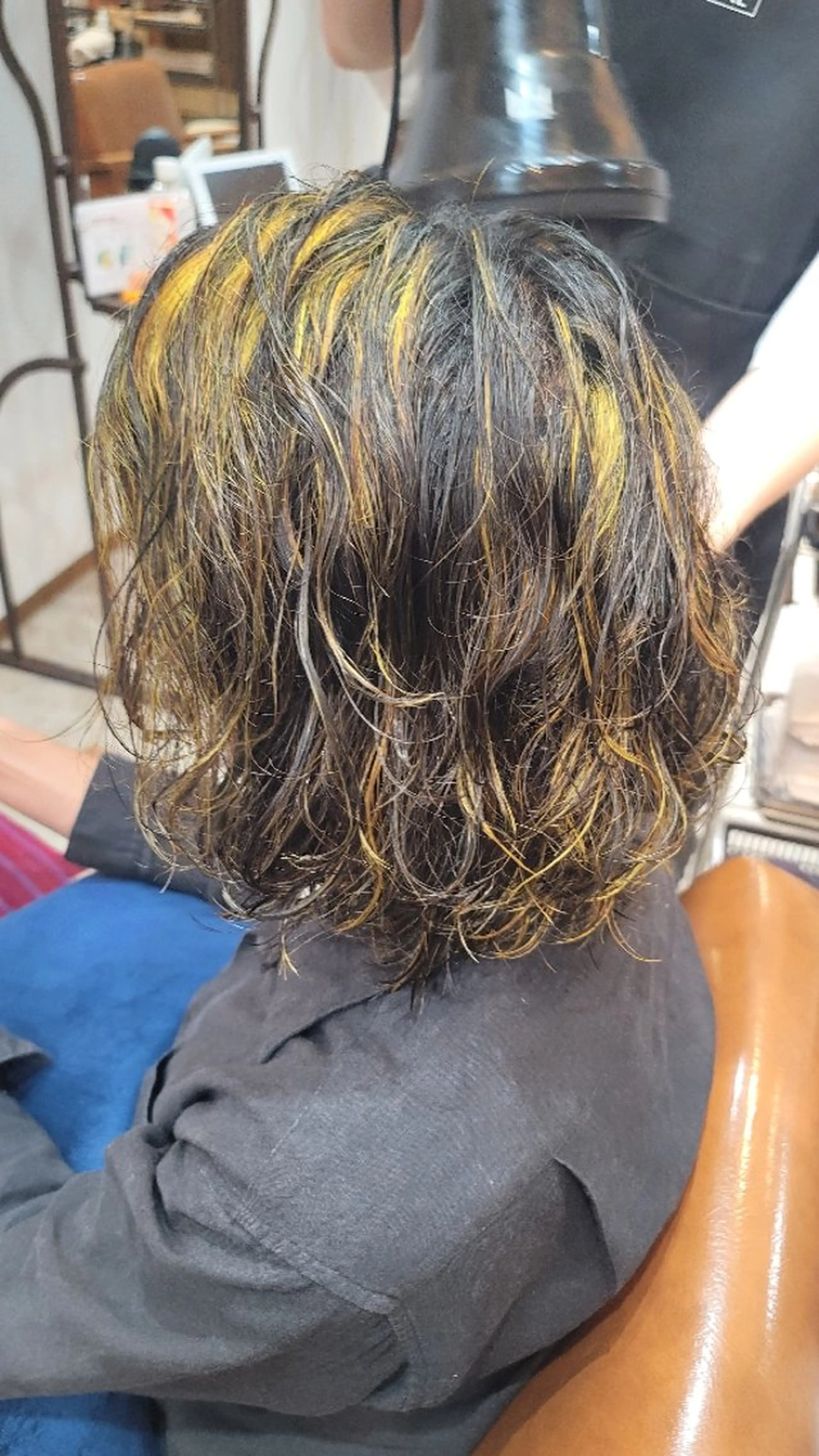 メンズ カラー メンズハイライト ハイライトカラー Men's救世主 店長施術のヘアスタイル