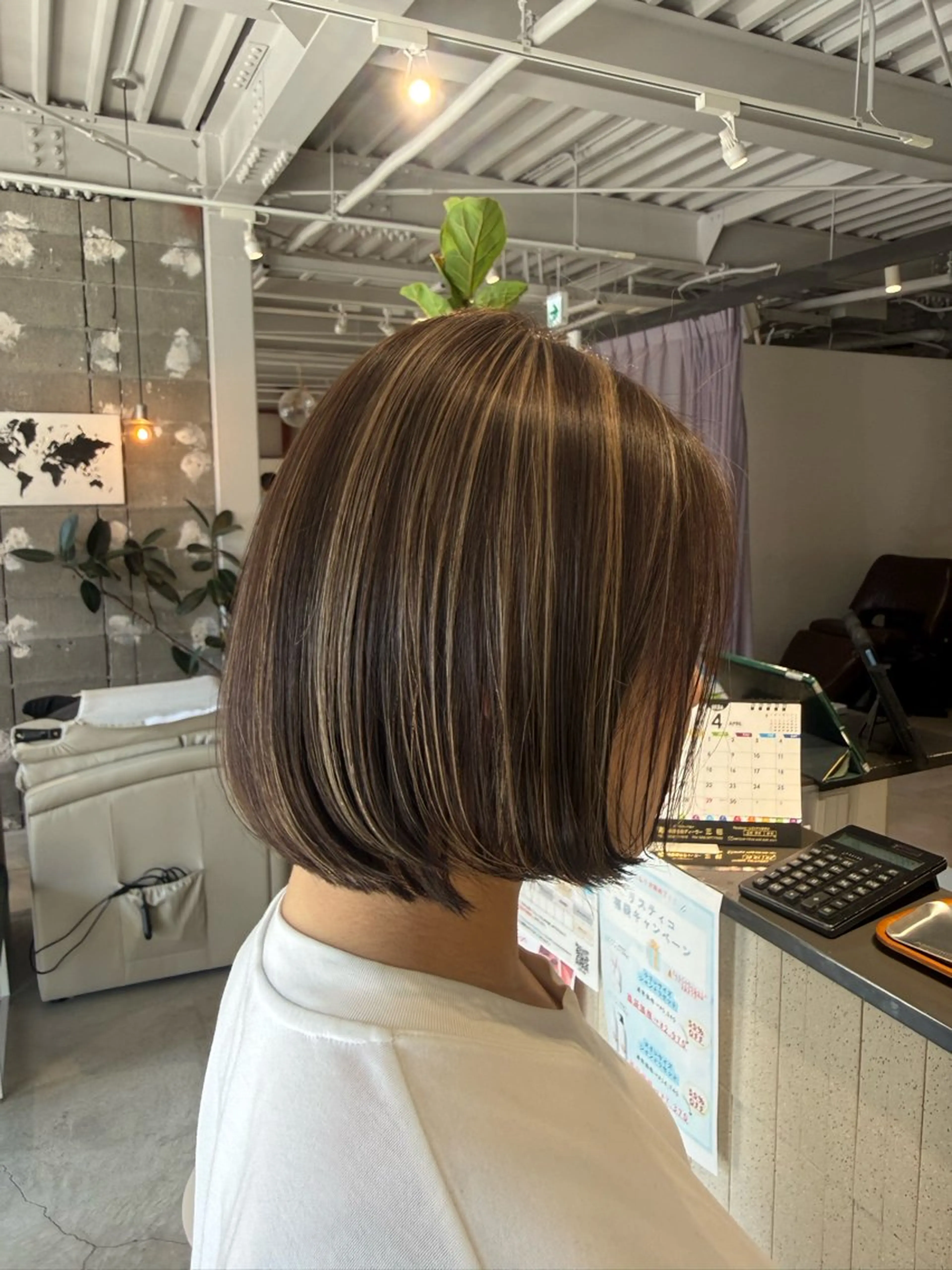 ミディアム ヘアカラー 井手上 陽菜のヘアスタイル