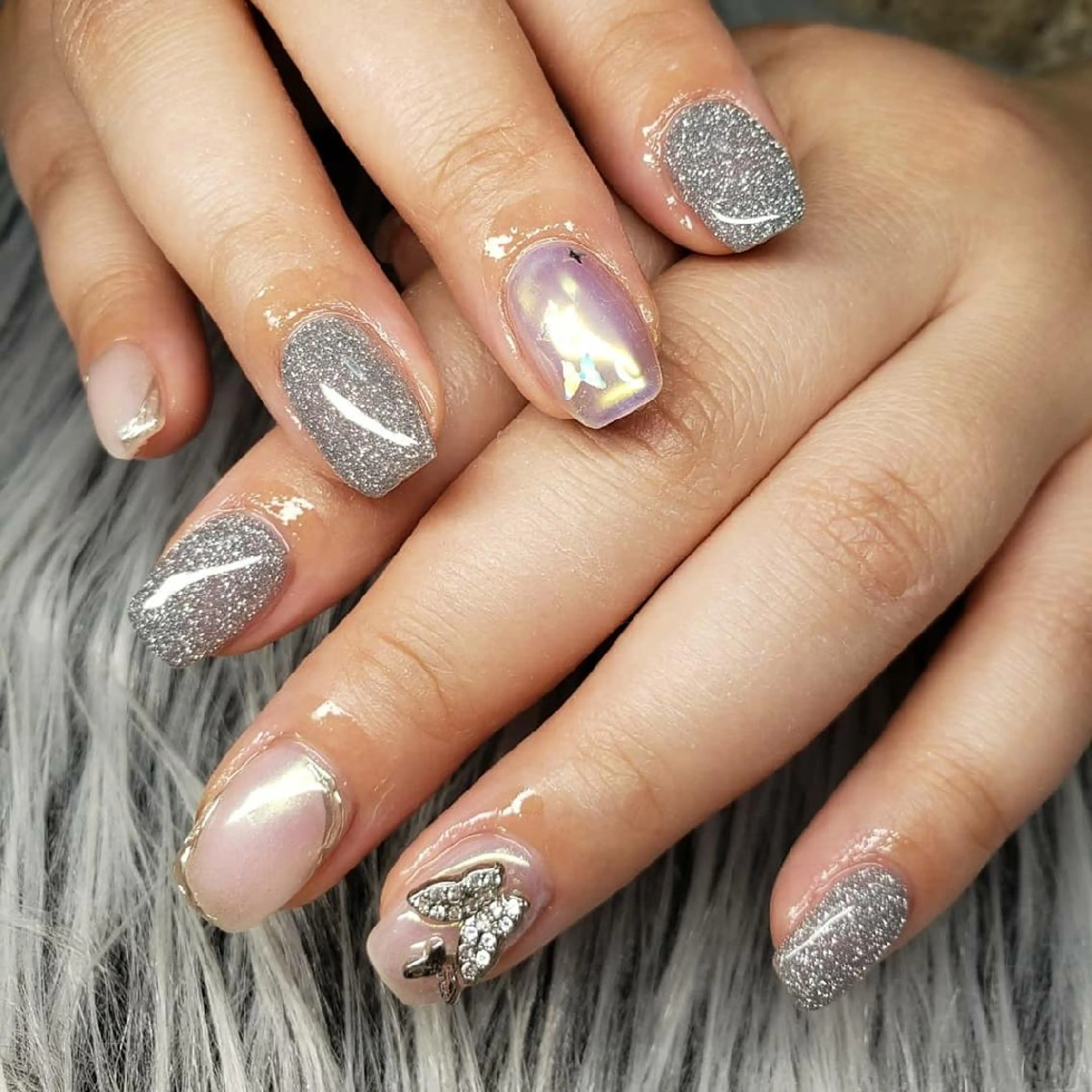 ネイル オーロラネイル フラッシュネイル ミラーネイル ハンドネイル Nail salon Coco所属・Nail salon Coco【溝の口駅】のネイルデザイン