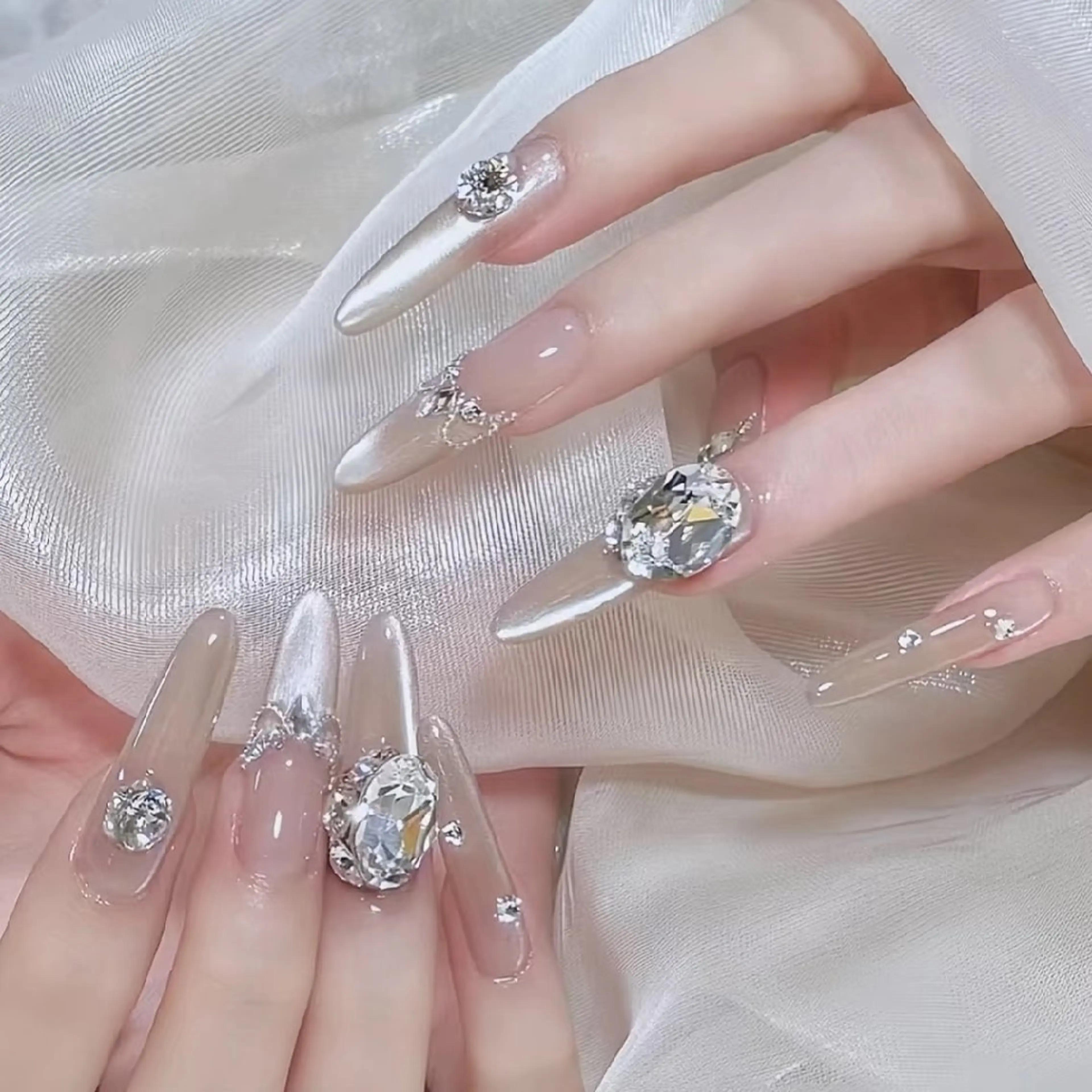 ネイル ハンドネイル ネイリストゆか💅 長さだし、深爪矯正のネイルデザイン