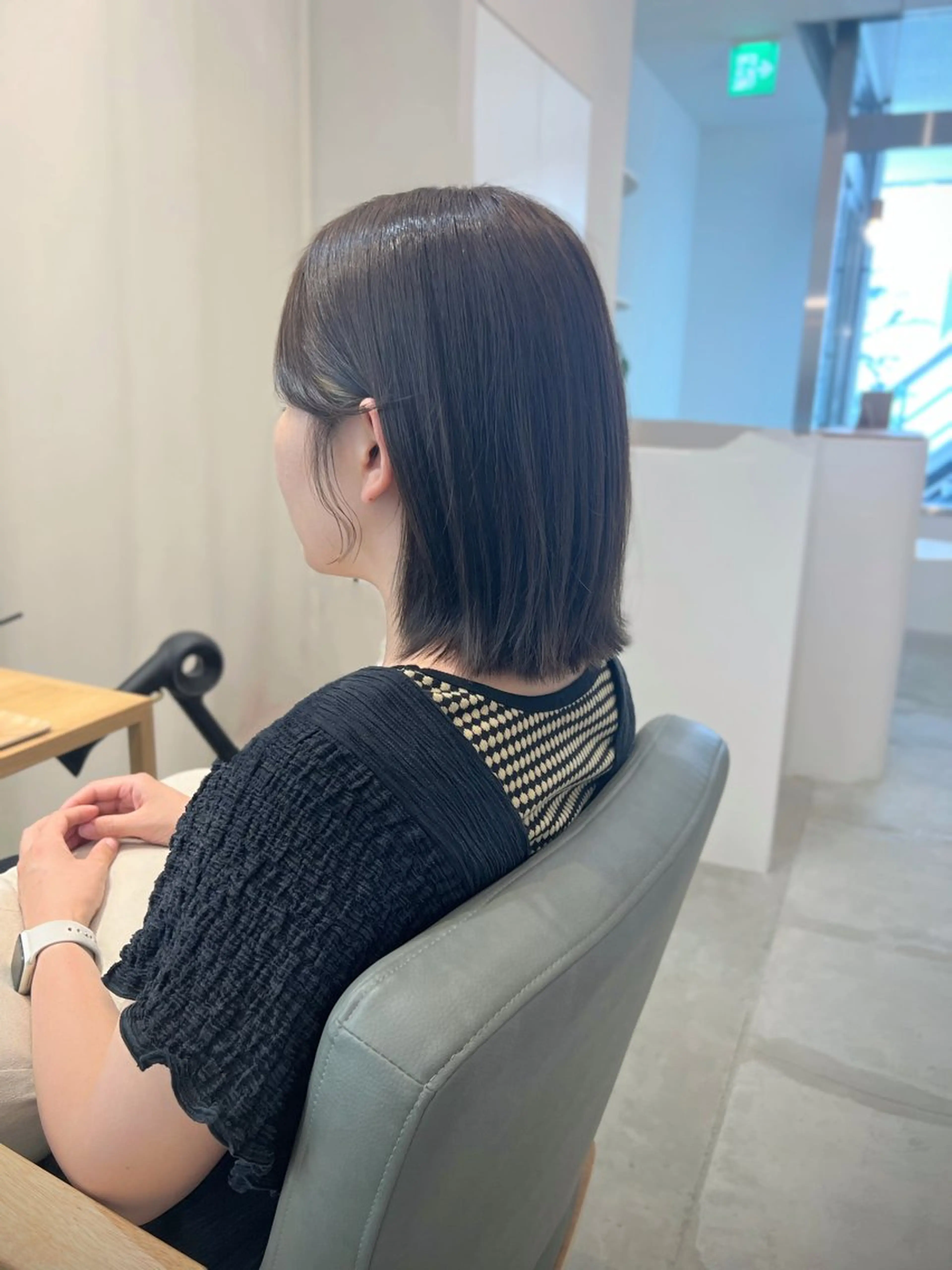 ミディアム カット ヘアカラー トリートメント yu koのヘアスタイル