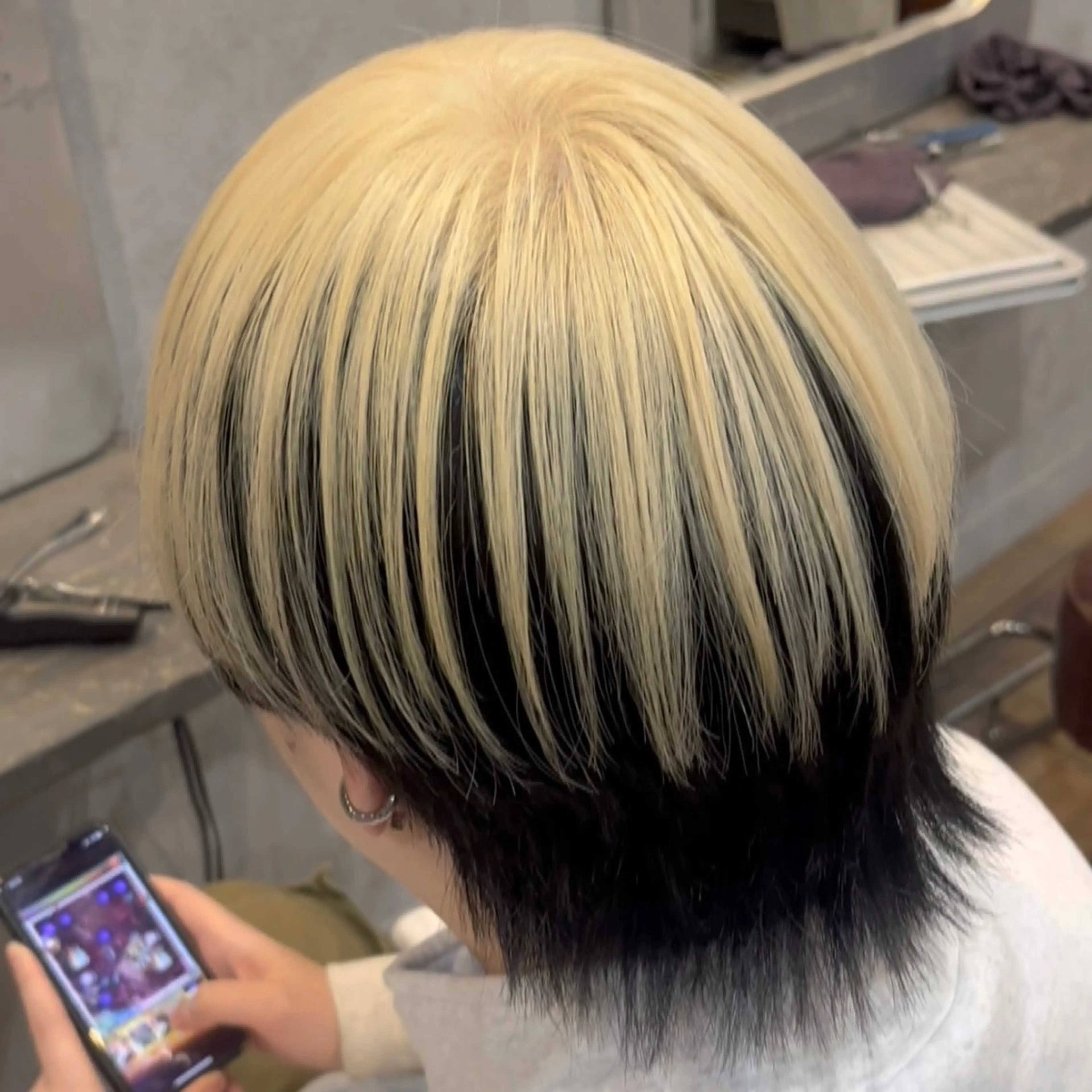 カラー ミウラ ナオヤのヘアスタイル