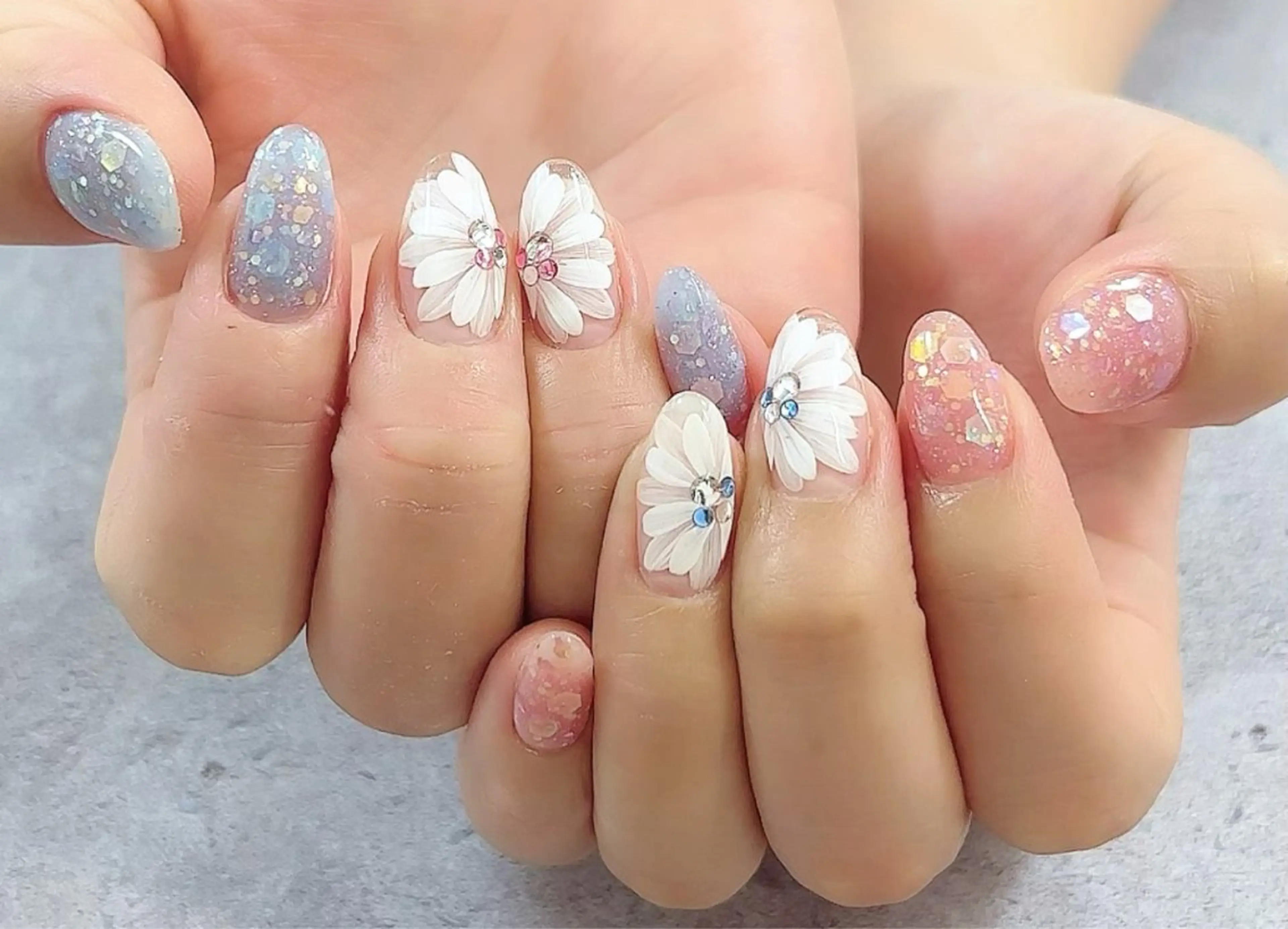 ネイル ネイルルージュ所属・ネイル ルージュのネイルデザイン