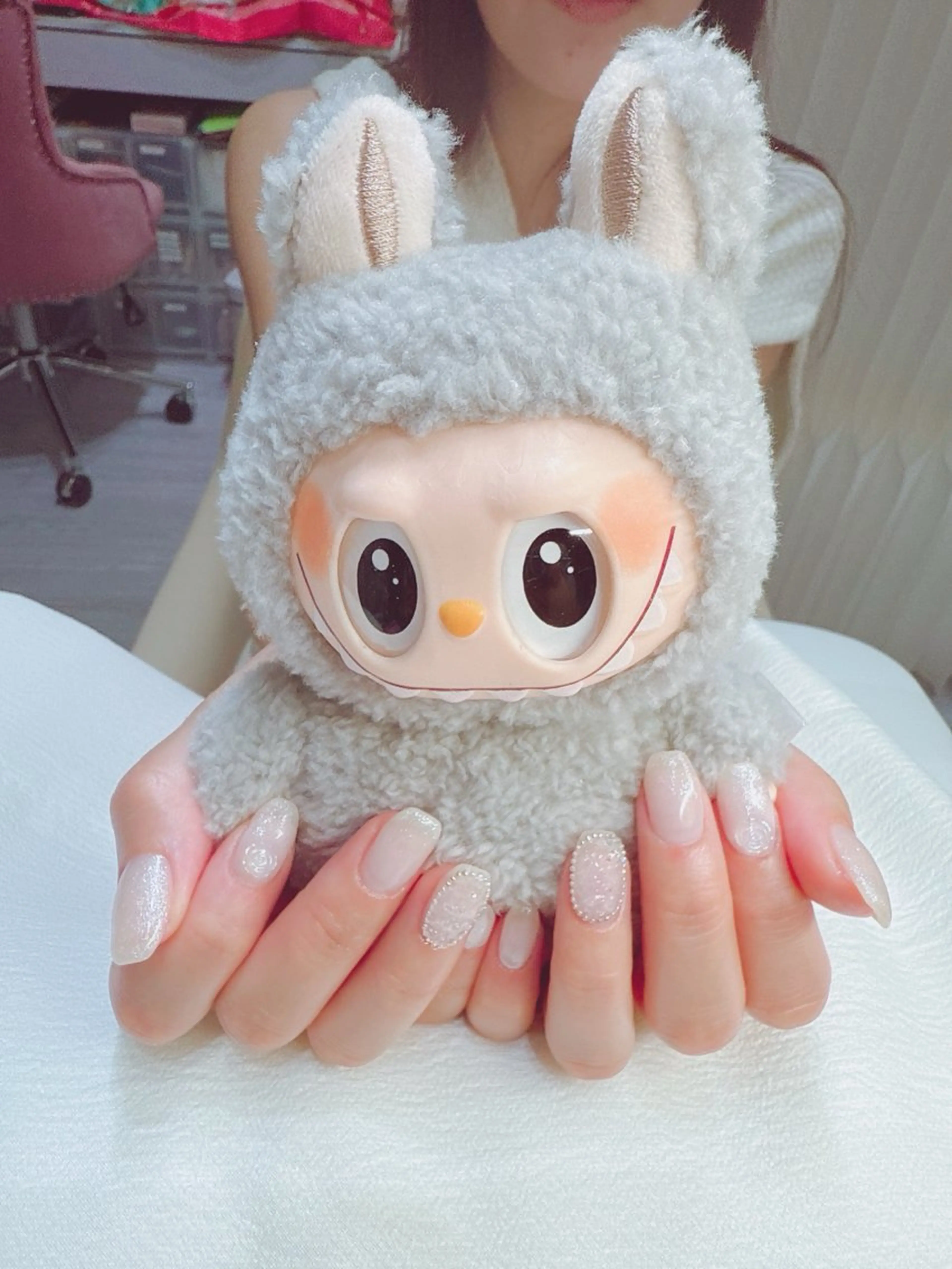 ネイル アートネイル ドット ジェルネイル ラメ(グリッター) オフィスネイル NailSalon✨ Écrinエクランのネイルデザイン