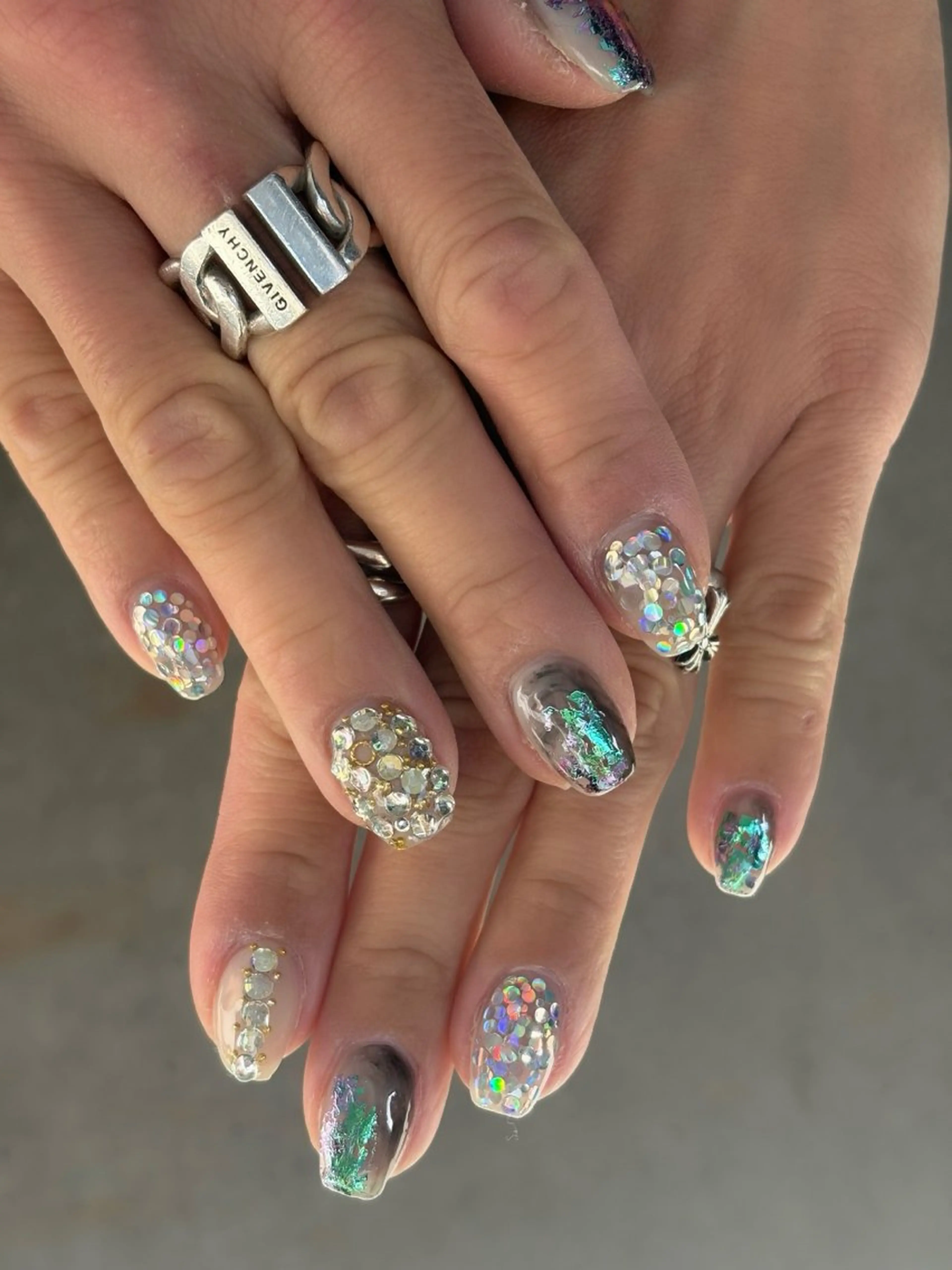 ネイル Lowé所属・Lowé nailのネイルデザイン