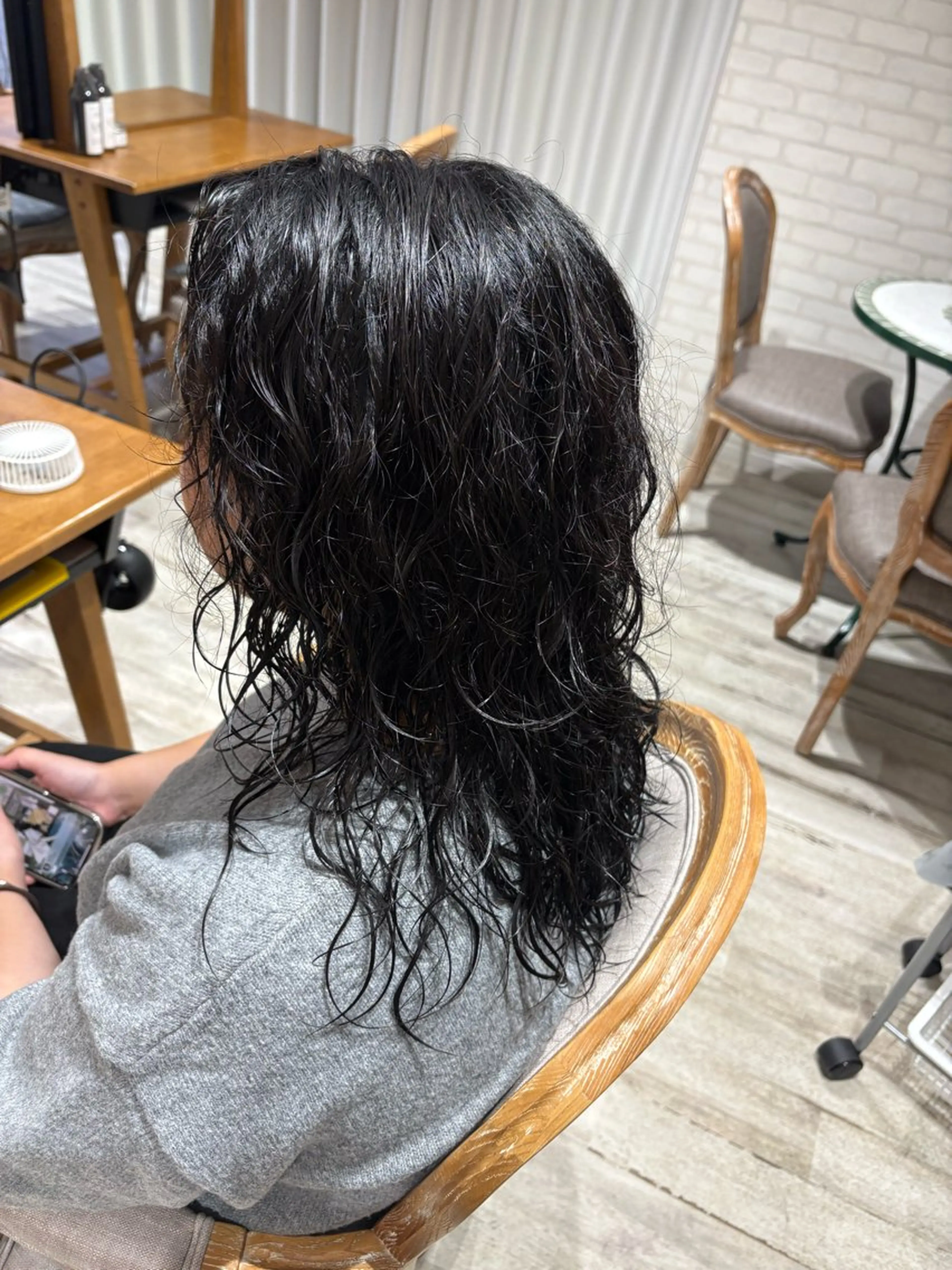 ロング パーマ 縮毛矯正 デジタルパーマ カット パーマ 透明感/韓国風 HIRARIのヘアスタイル