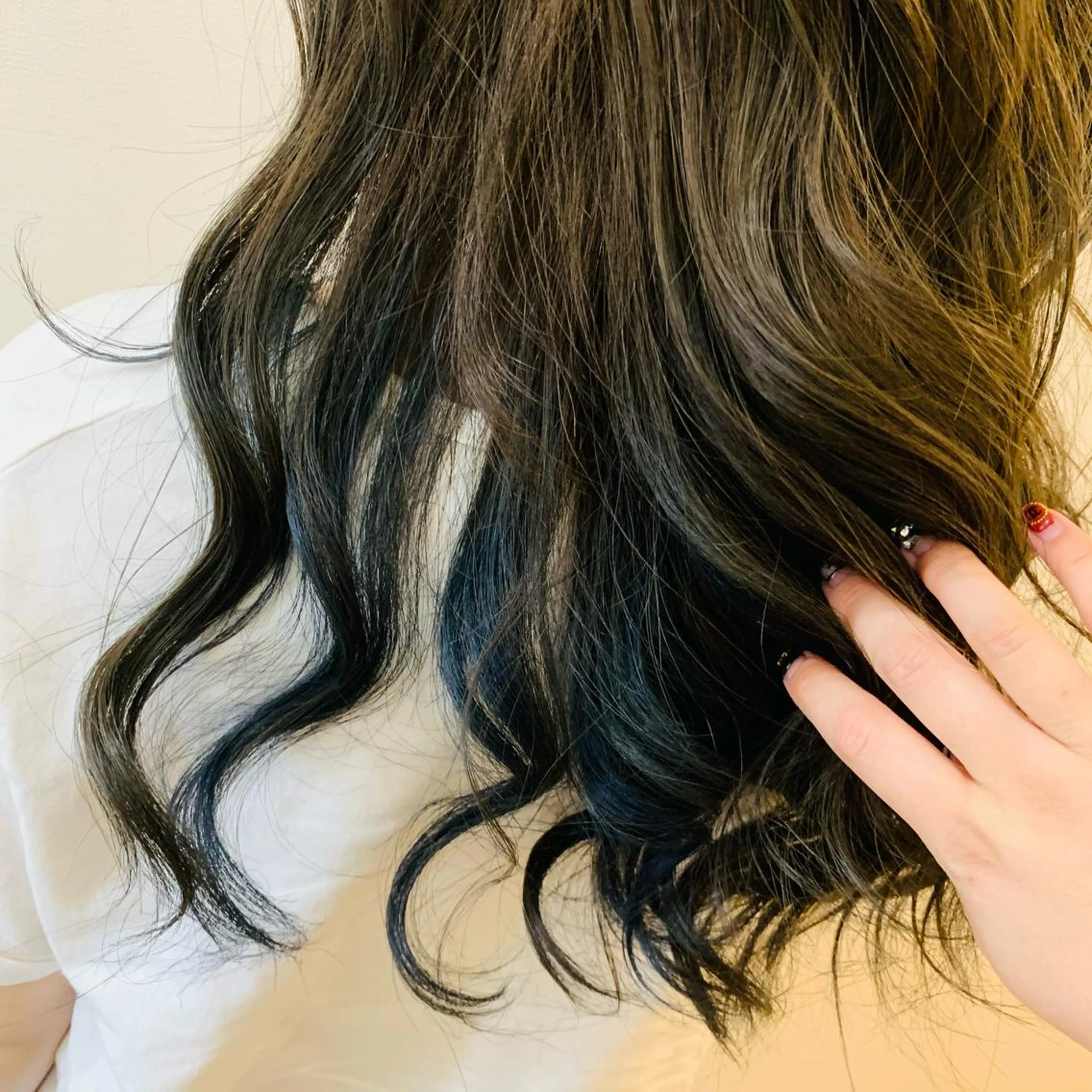 ロング カラー 🫧ウルフカット/ 畑中結衣🫧のヘアスタイル