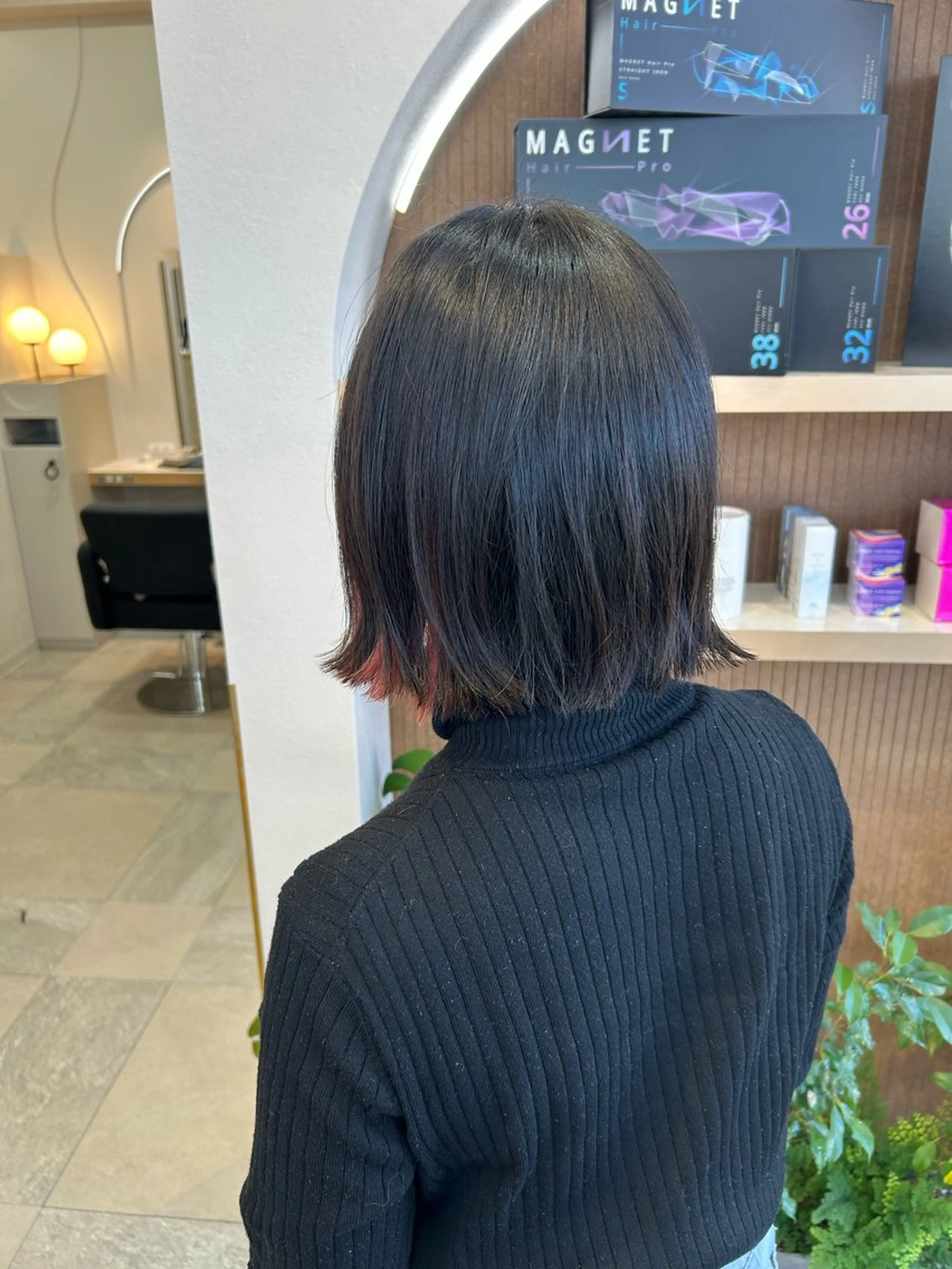 ミディアム ボブ 外ハネヘア roan宗像店所属・roan宗像店 HIROMIのヘアスタイル