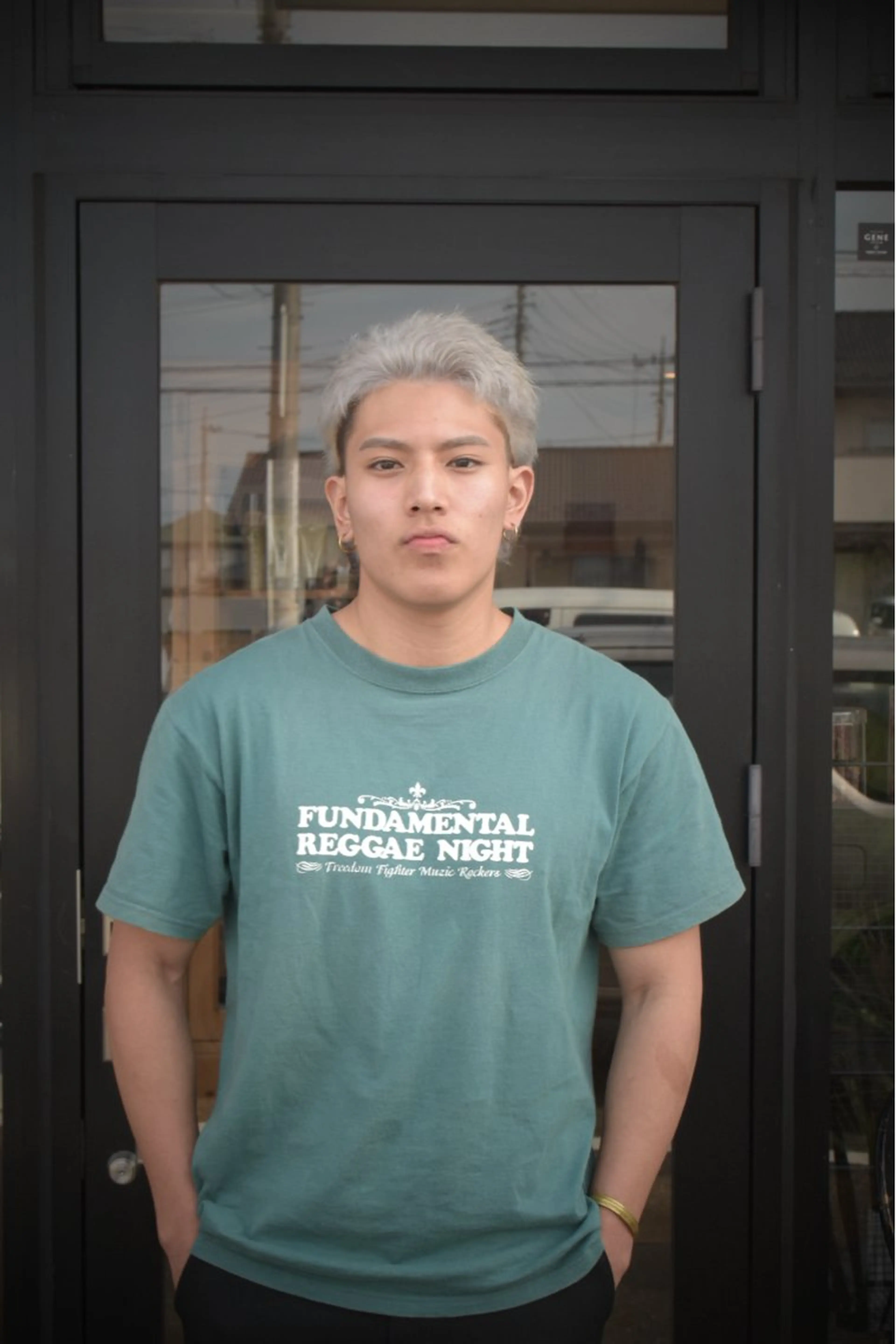 ブリーチオンカラーの写真