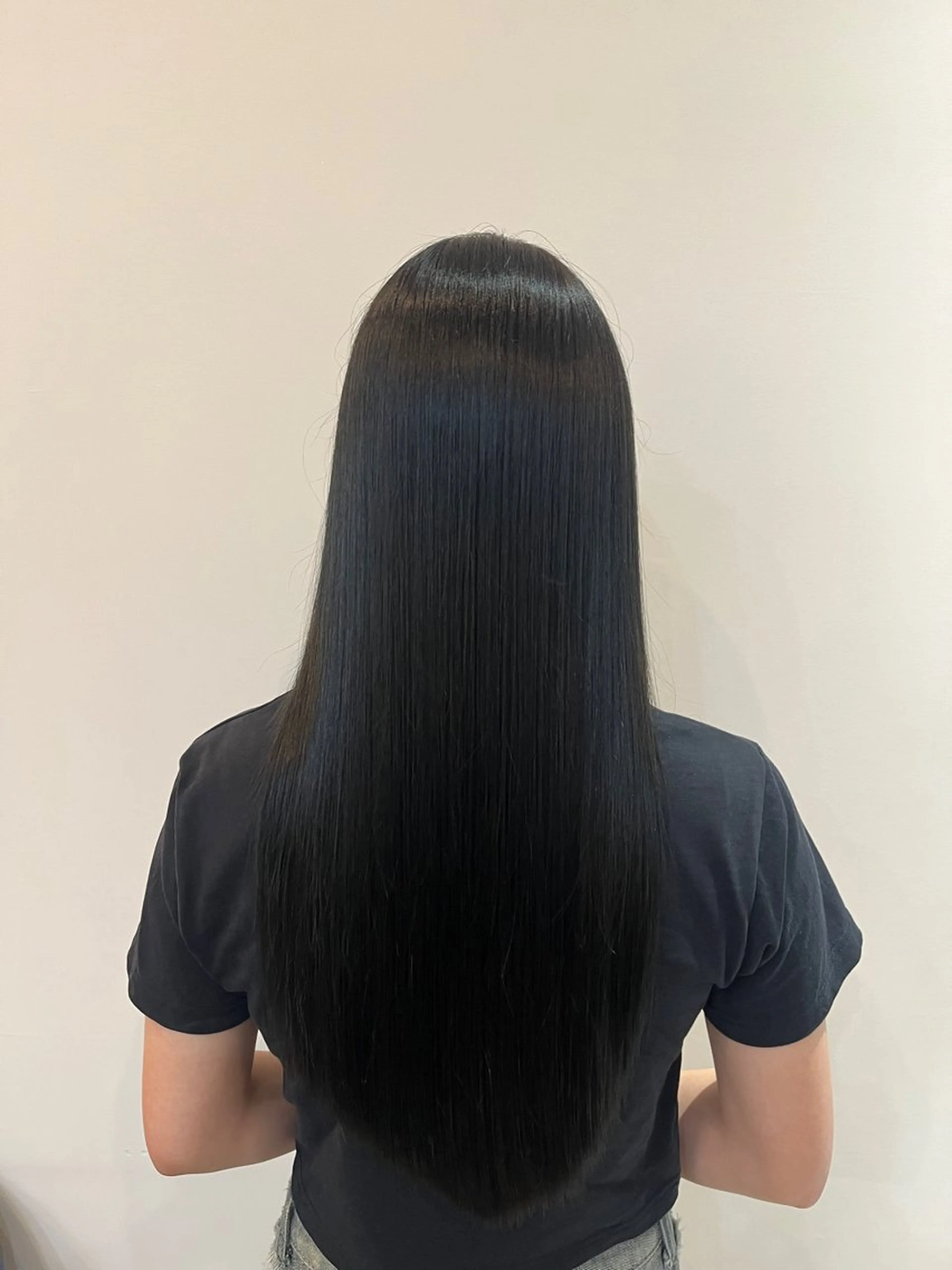 ロング カラー 黒髪 透明感カラー 🐝 chiba 🐻のヘアスタイル