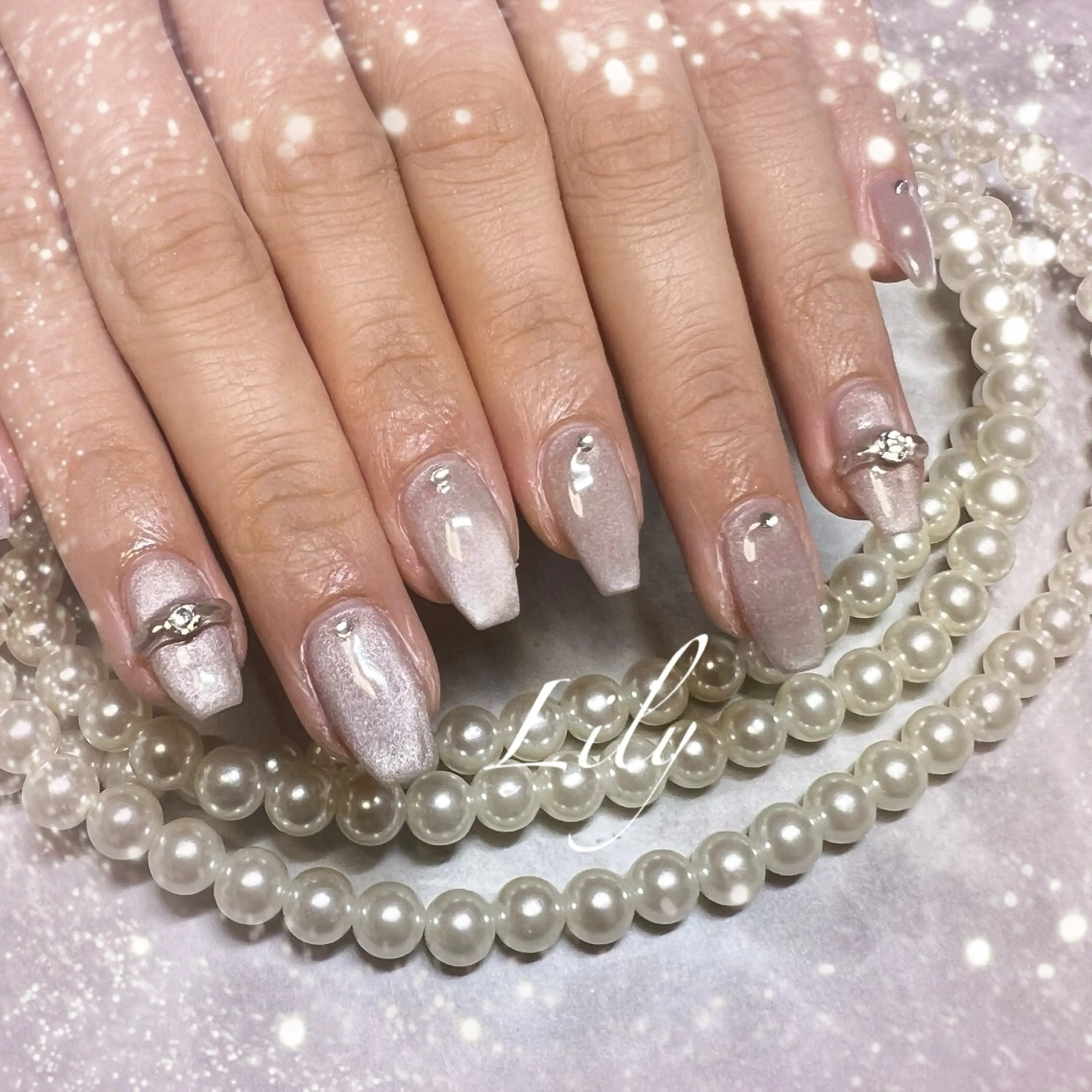 ネイル マグネットネイル Nailsalon Lilyのネイルデザイン