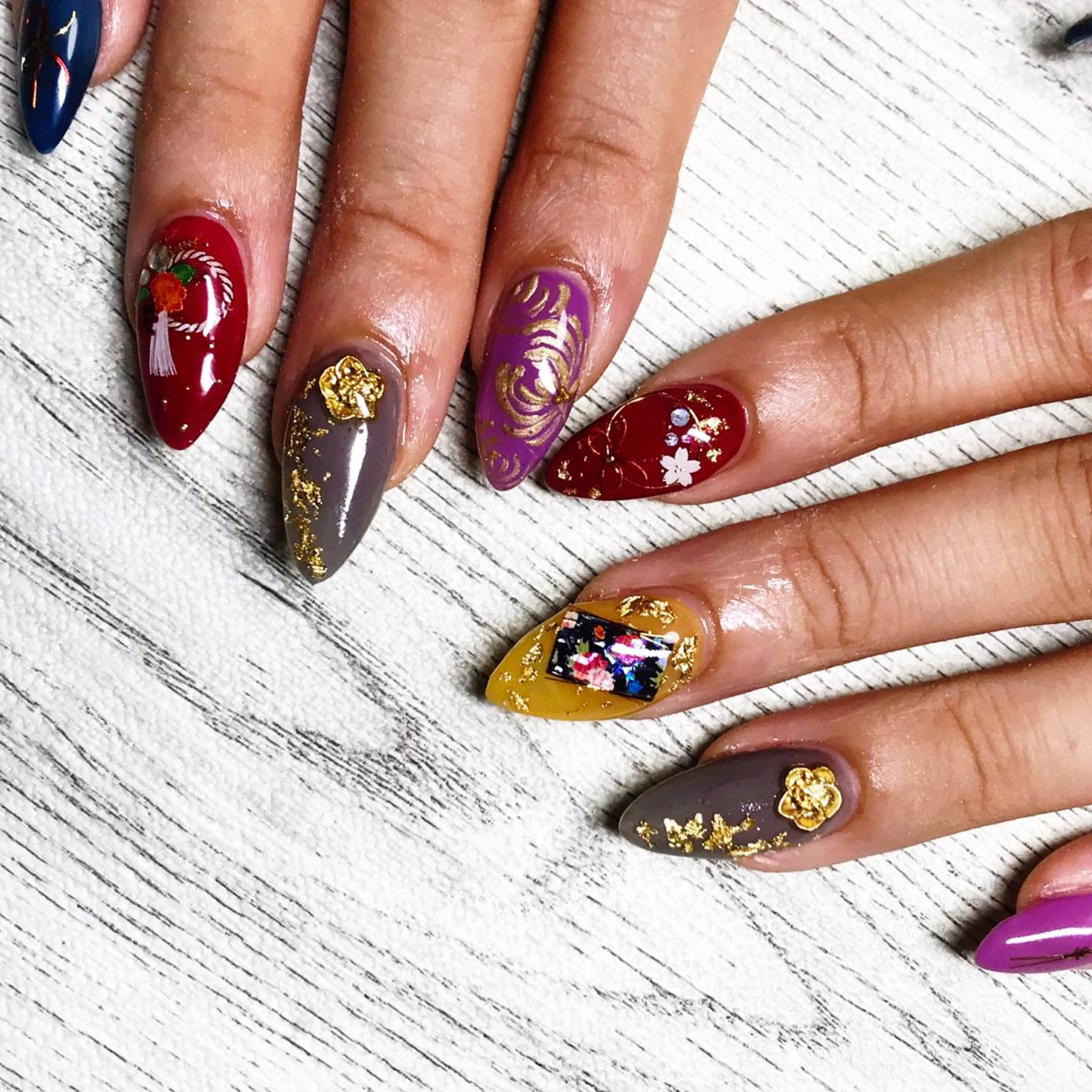 ネイル アートネイル 【カメレオン】 上村 祥子のヘアスタイル