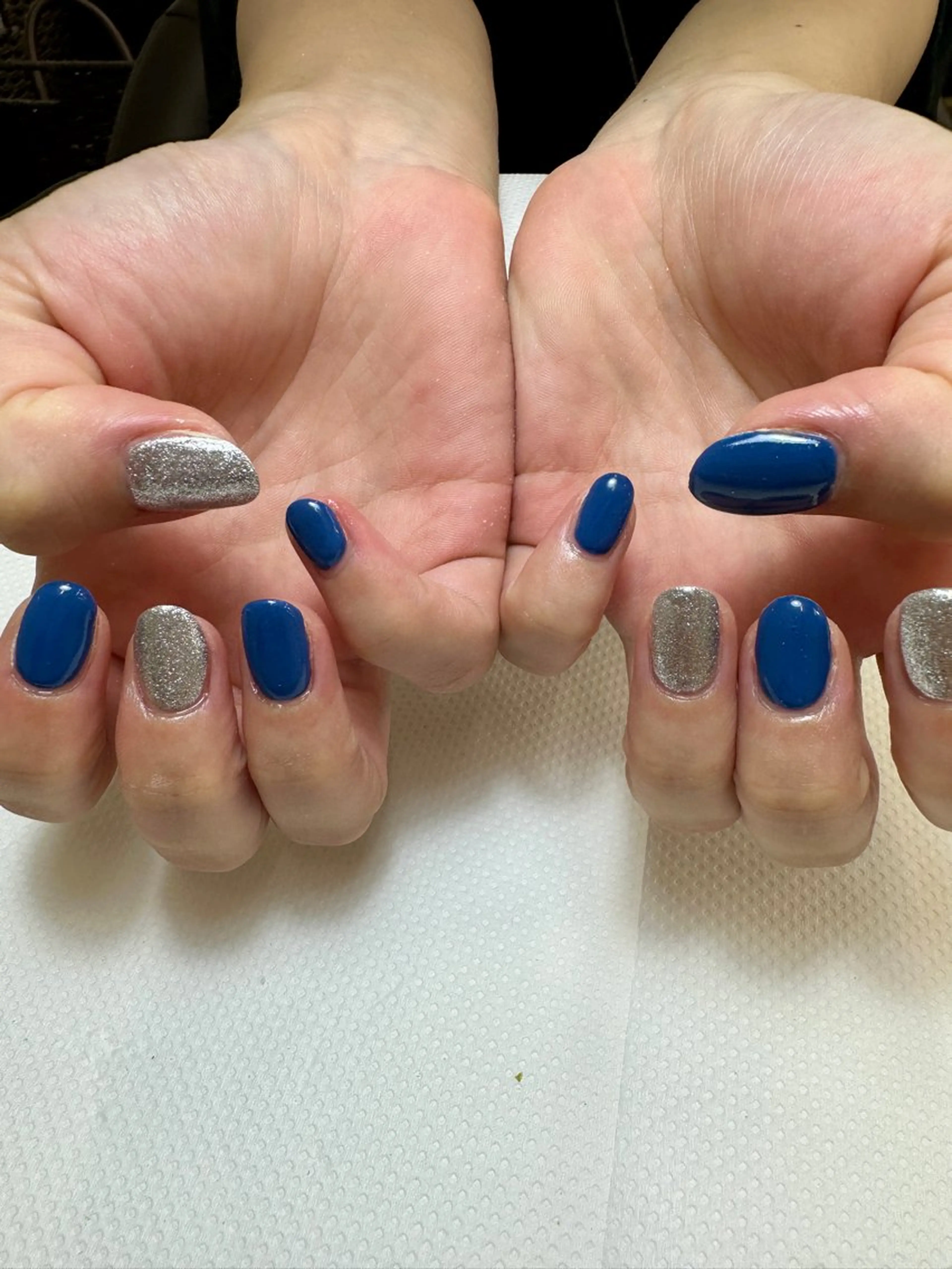 ネイル ブルー 🎠きしもと あずさ⛱のネイルデザイン