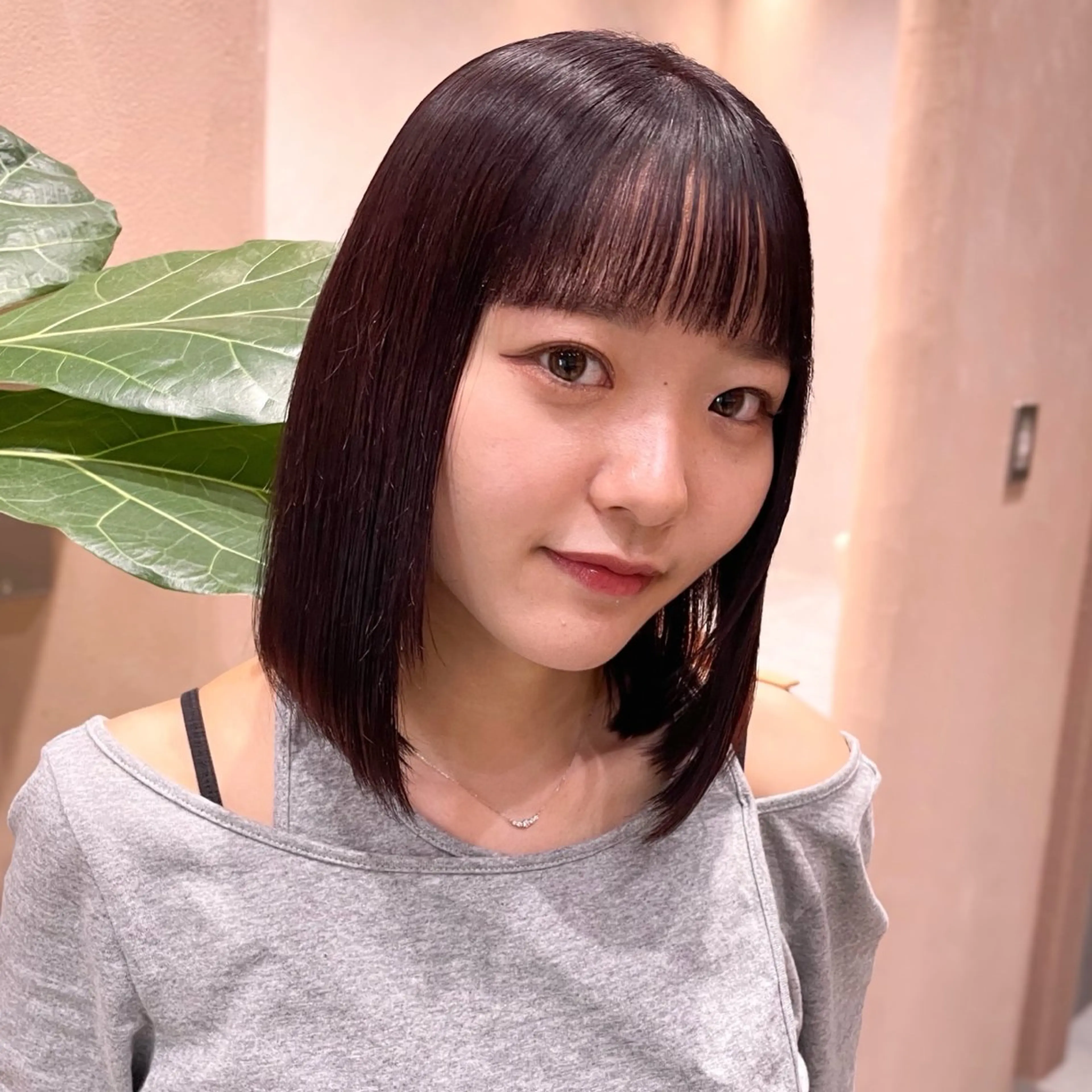 ミディアム カラー レイヤー/ブリーチ /暖色/ゆきなのヘアスタイル