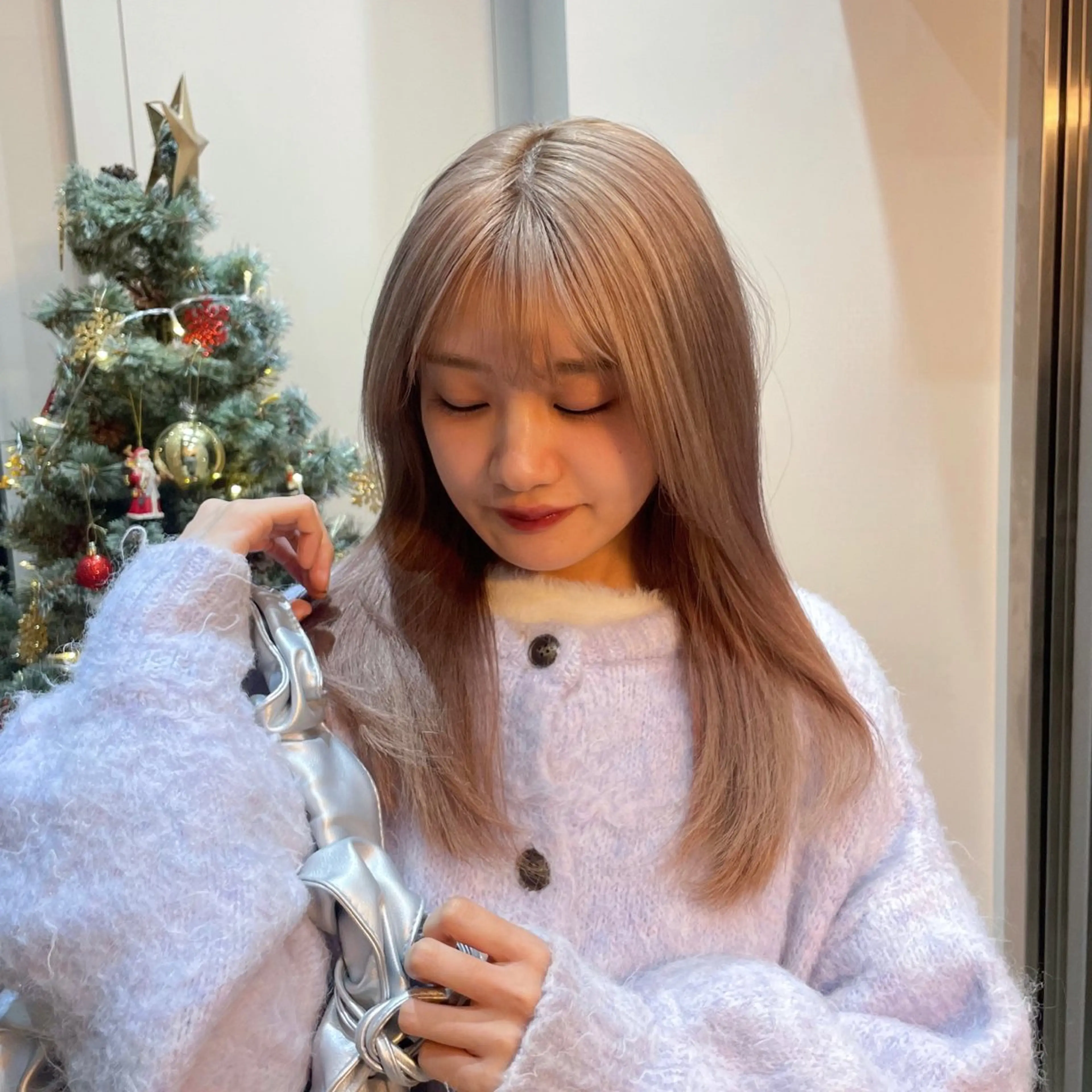 ミディアム カラー ブリーチ 似合わせカット レイヤー/ブリーチ ♥️【木坂 桃歌】のヘアスタイル