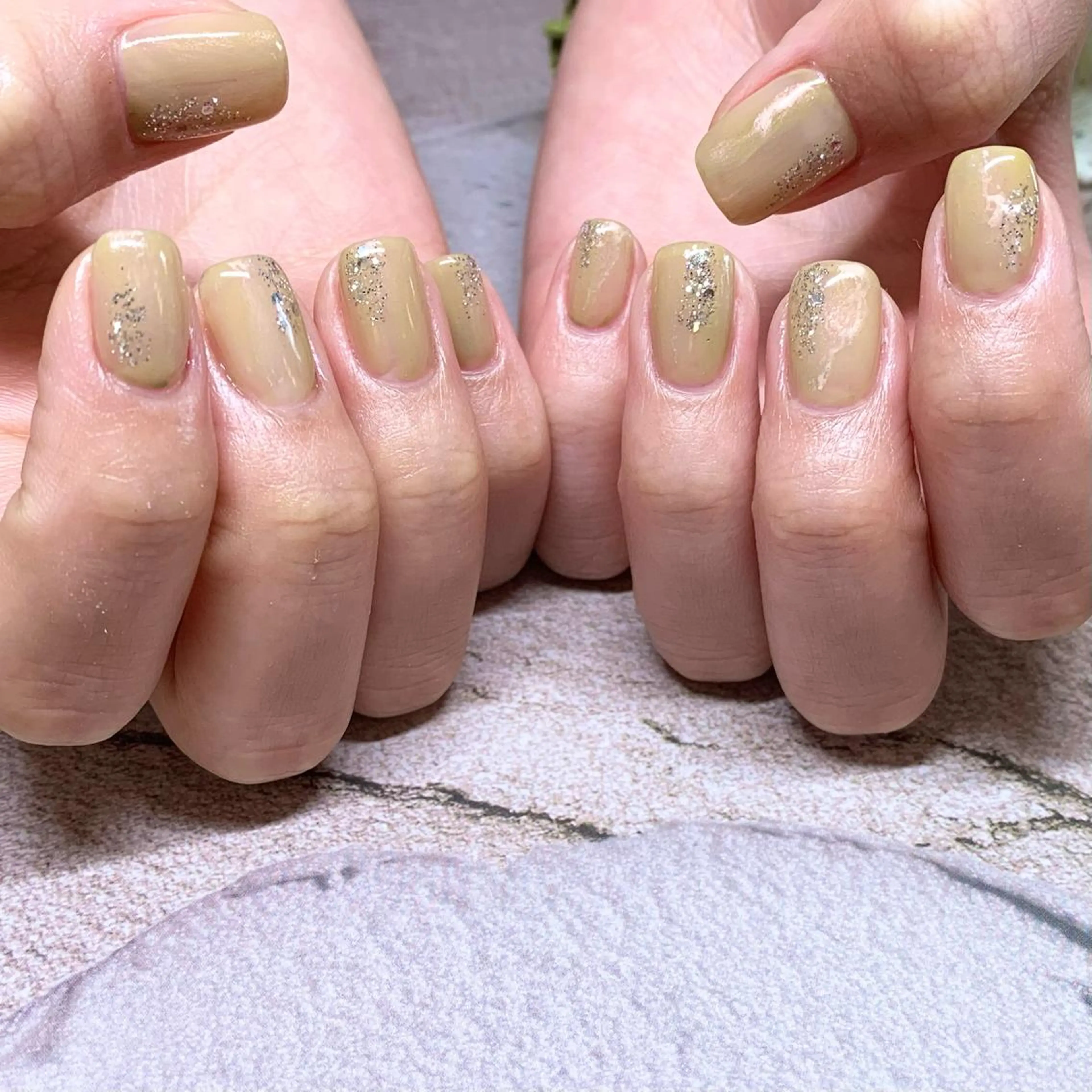 ネイル ハンドネイル ウシク ミユキのネイルデザイン