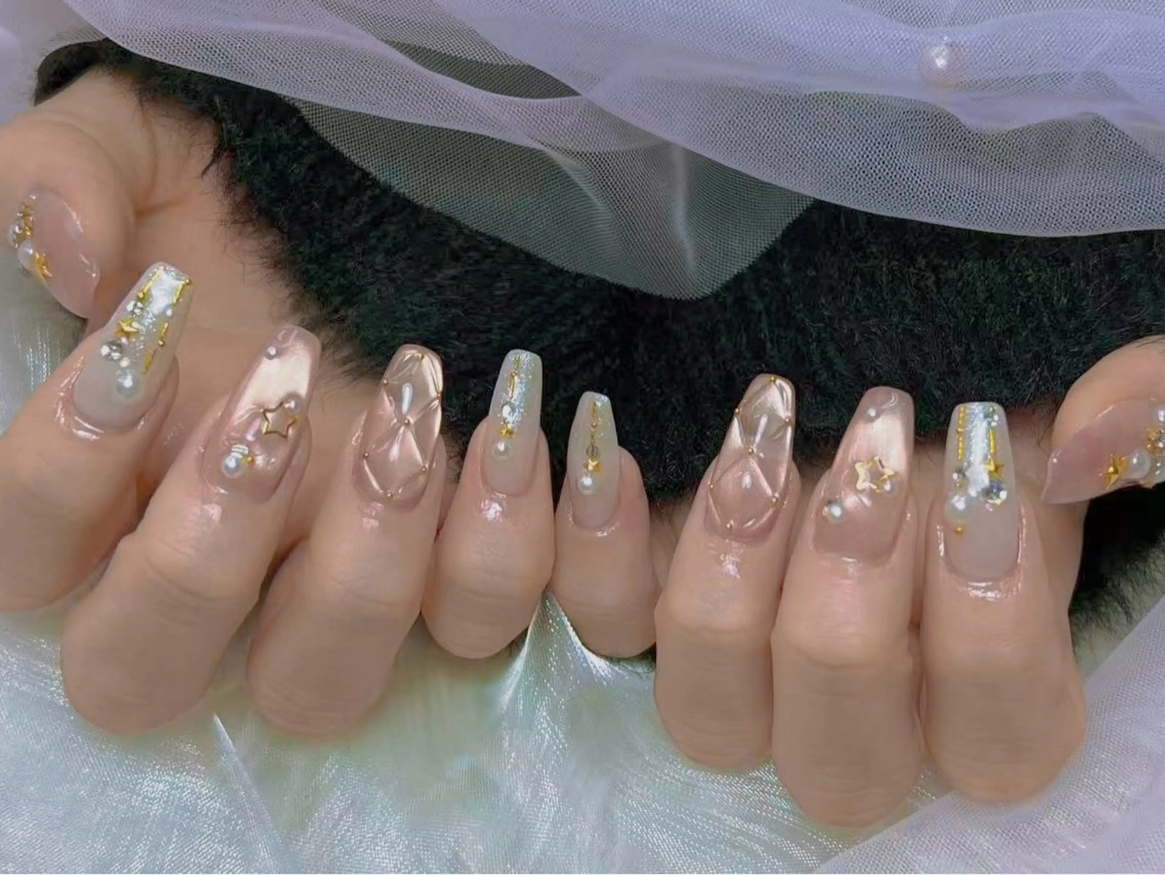 メンズ ネイル メンズ韓国風 アートネイル フレンチネイル ジェルネイル キラキラネイル ハンドネイル Bloom スカルプ専門店のネイルデザイン