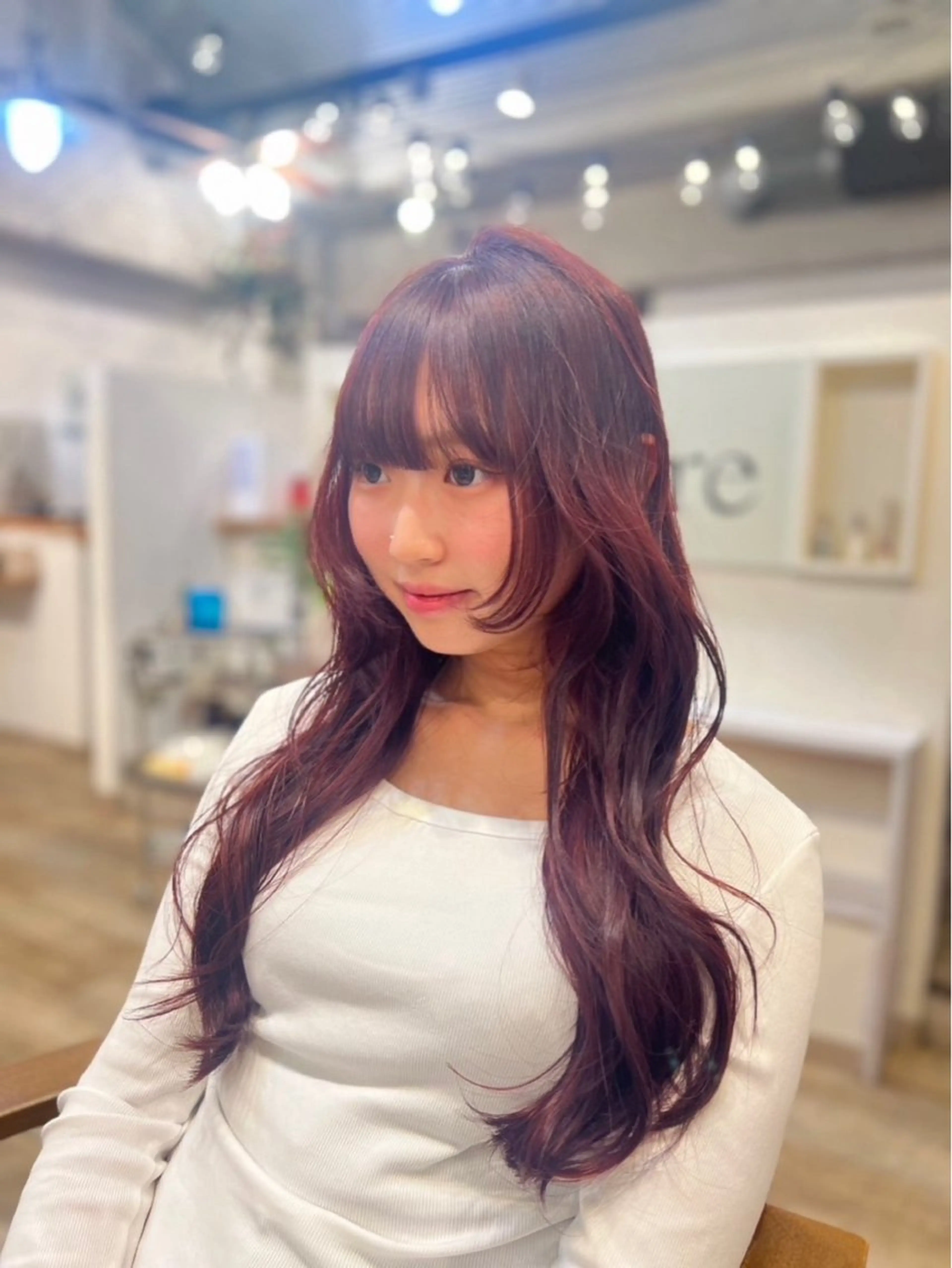 ロング カラー カット ヘアカラー Liere Muuのヘアスタイル