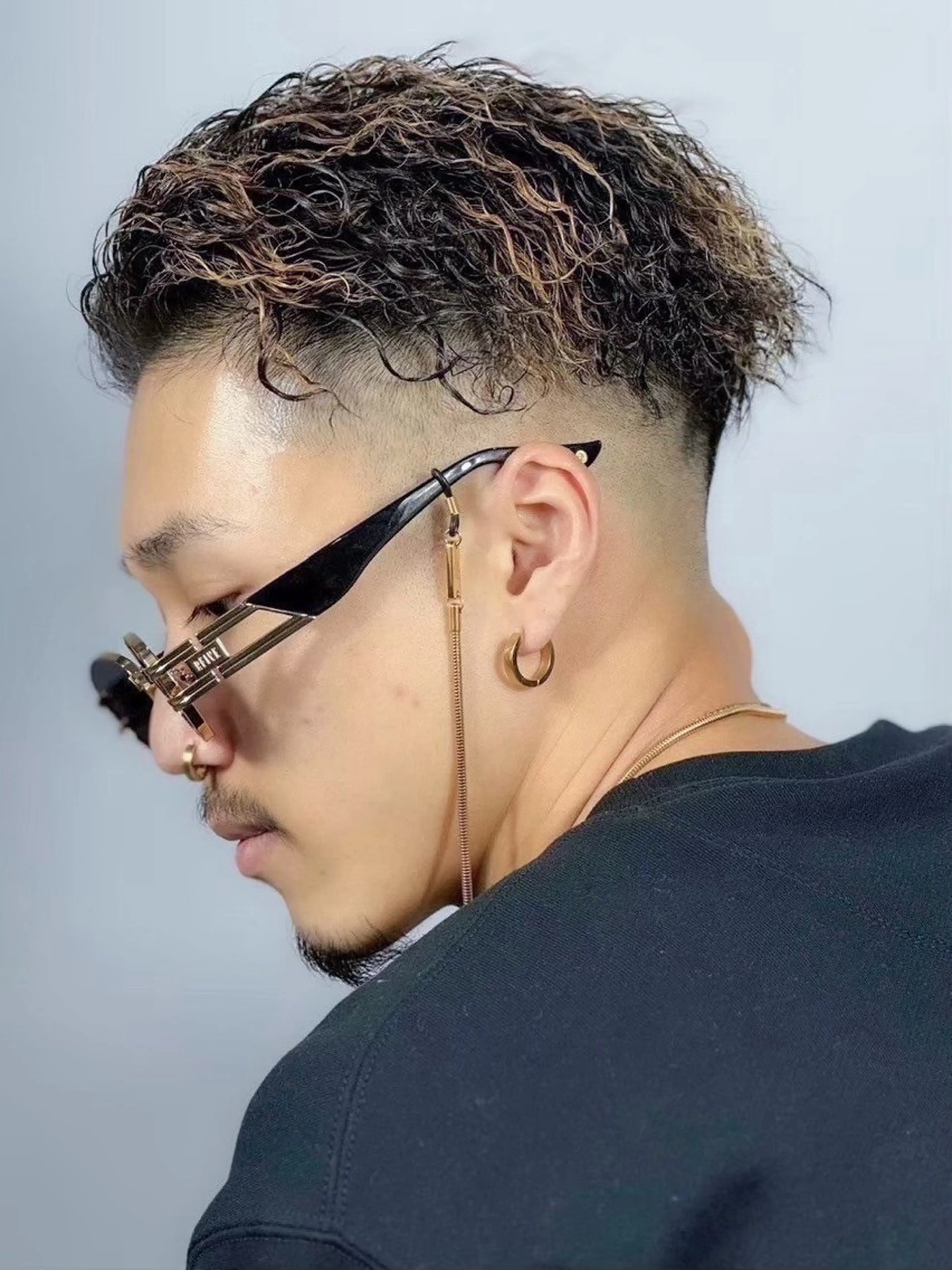 ミディアム パーマ ヘアアレンジ メンズ カット パーマ ヘアセット プレミアムバーバー新宿店所属・⚡️メンズ特化⚡️ 倉林 隼大のヘアスタイル