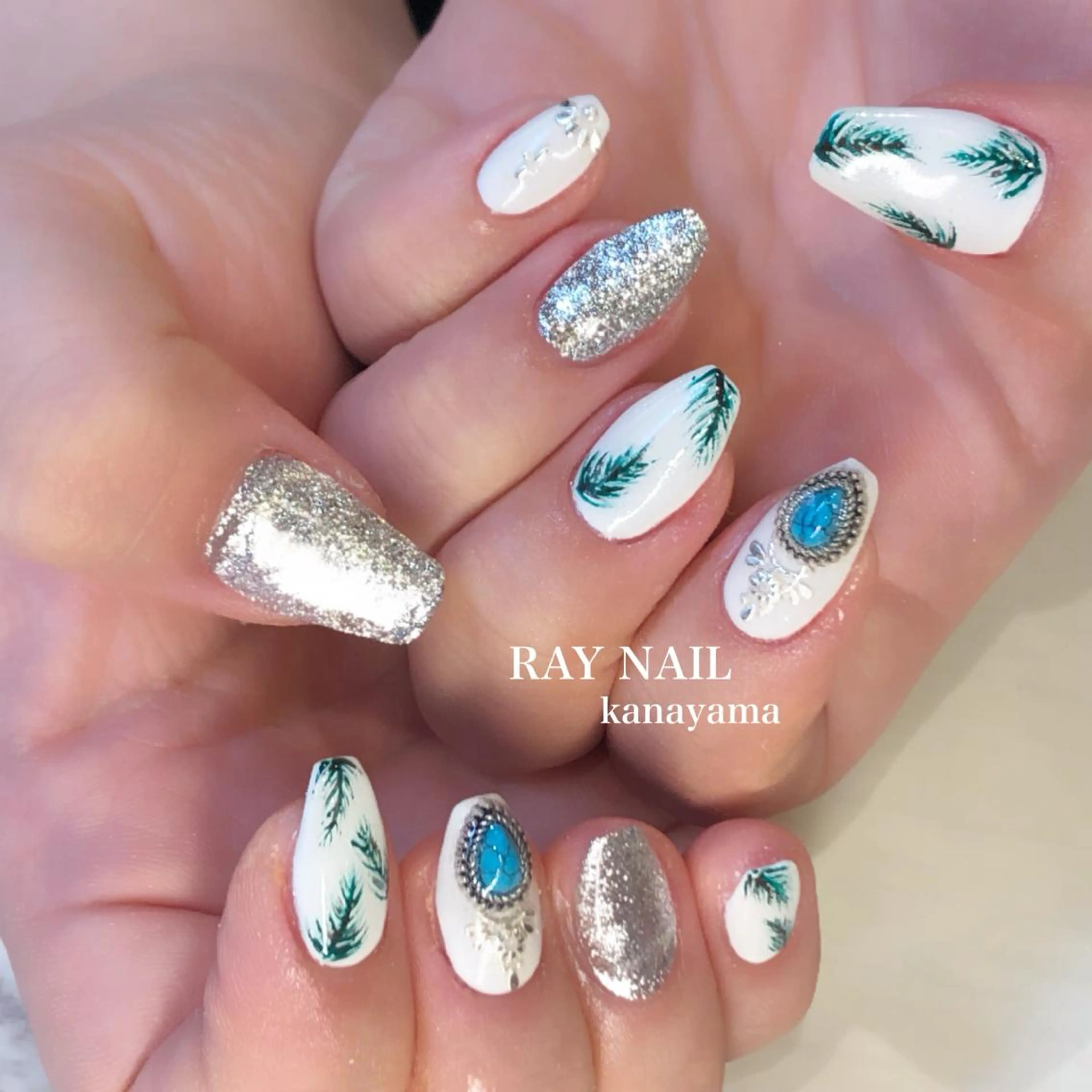 ネイル Arowa 伊田のネイルデザイン