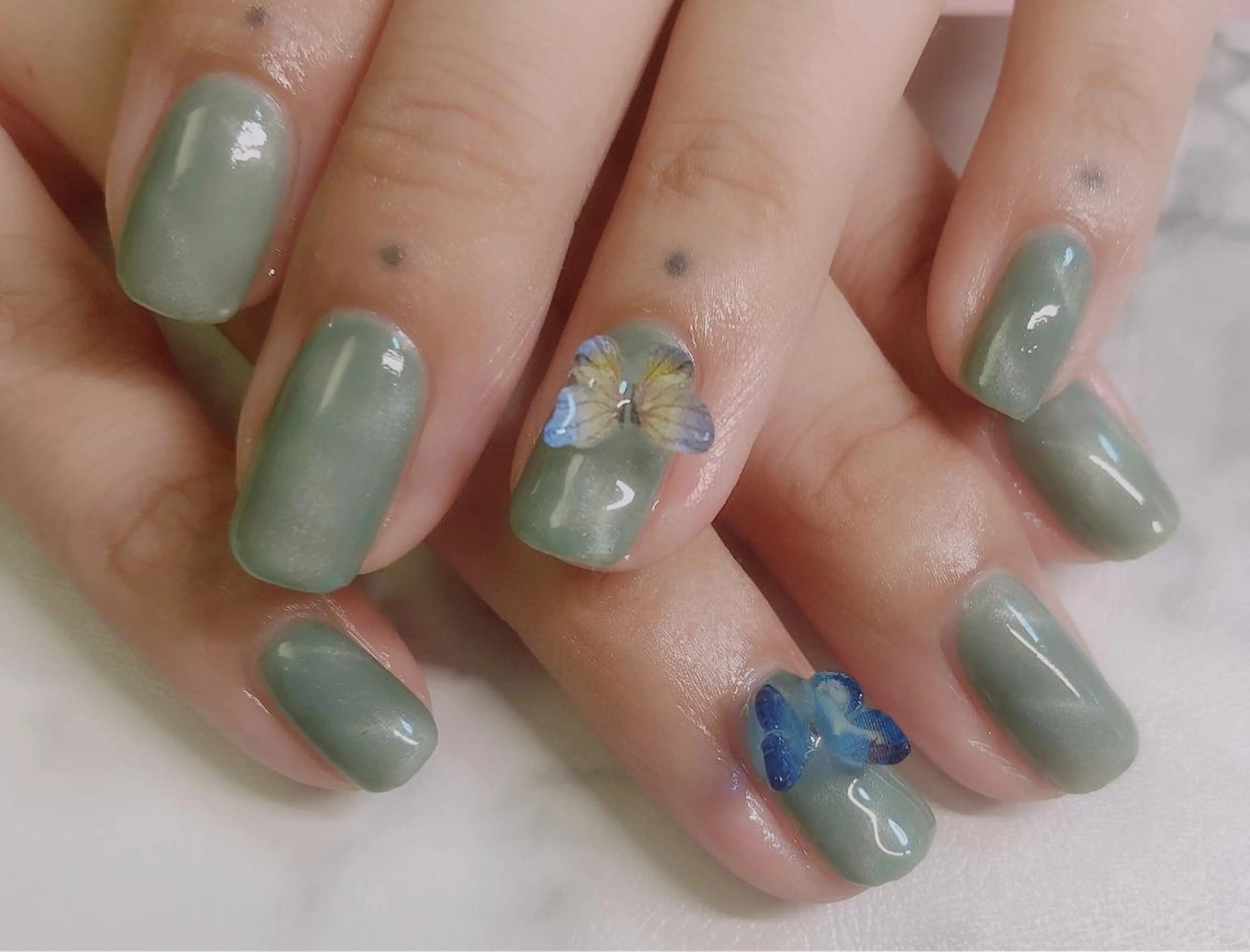 ネイル ネイルサロンエクラ 🫧Shizukaのネイルデザイン