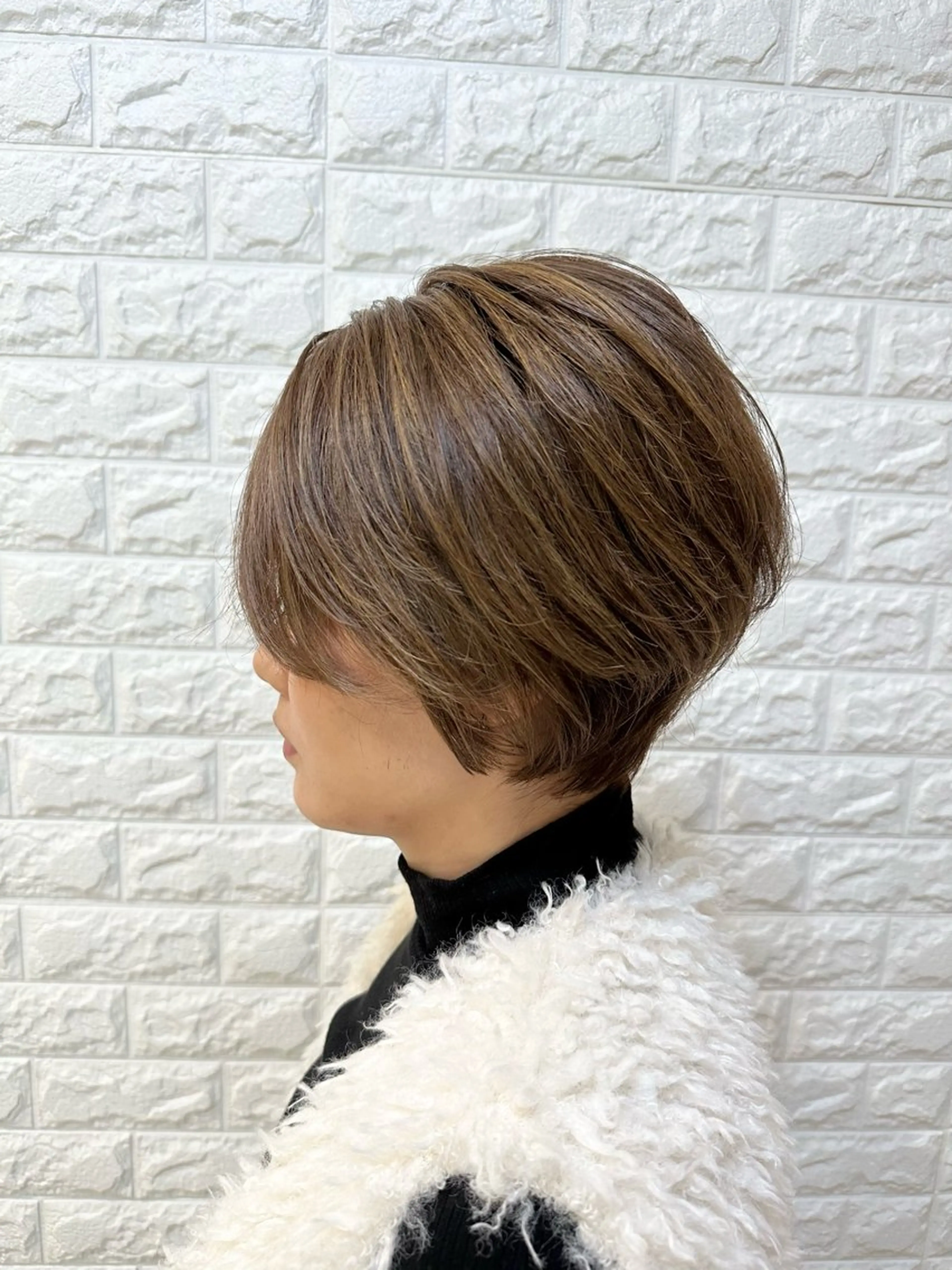 ショート ハイライト ショートヘア カット ヘアカラー 金沢 広美のヘアスタイル