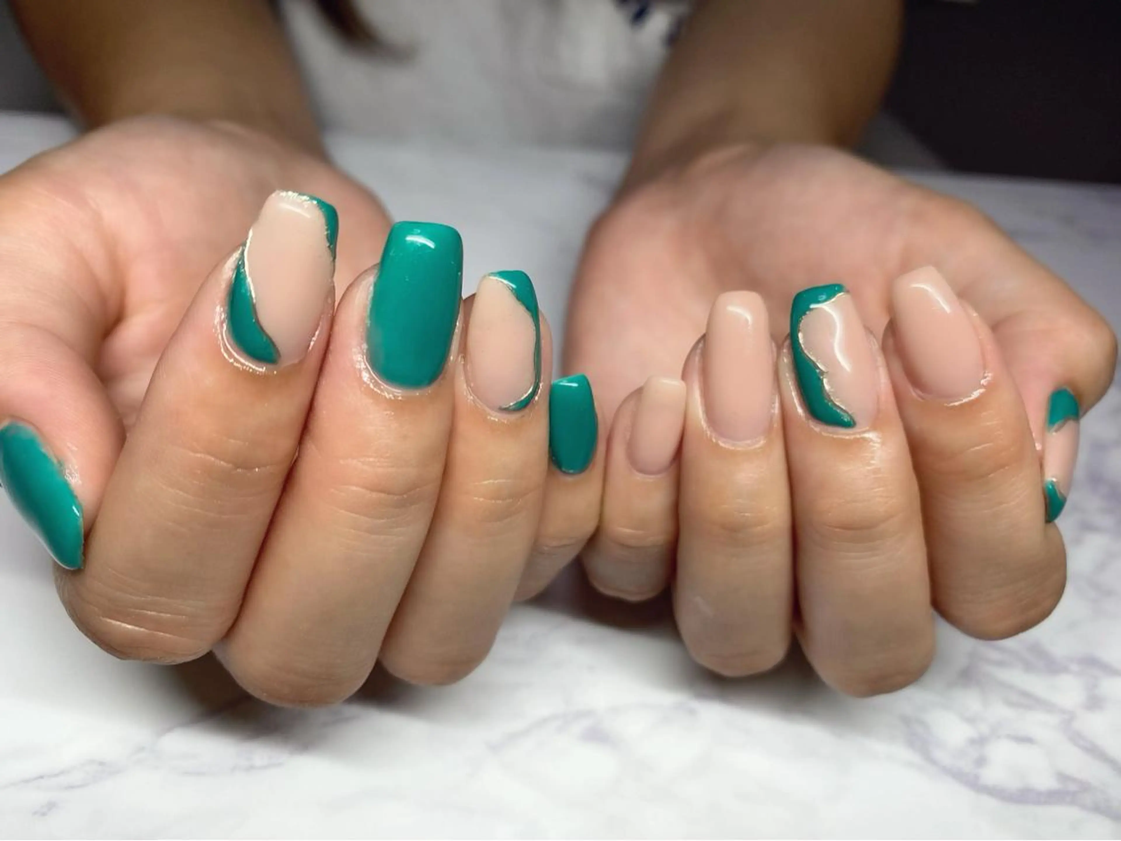 ネイル グリーン Era nailのネイルデザイン