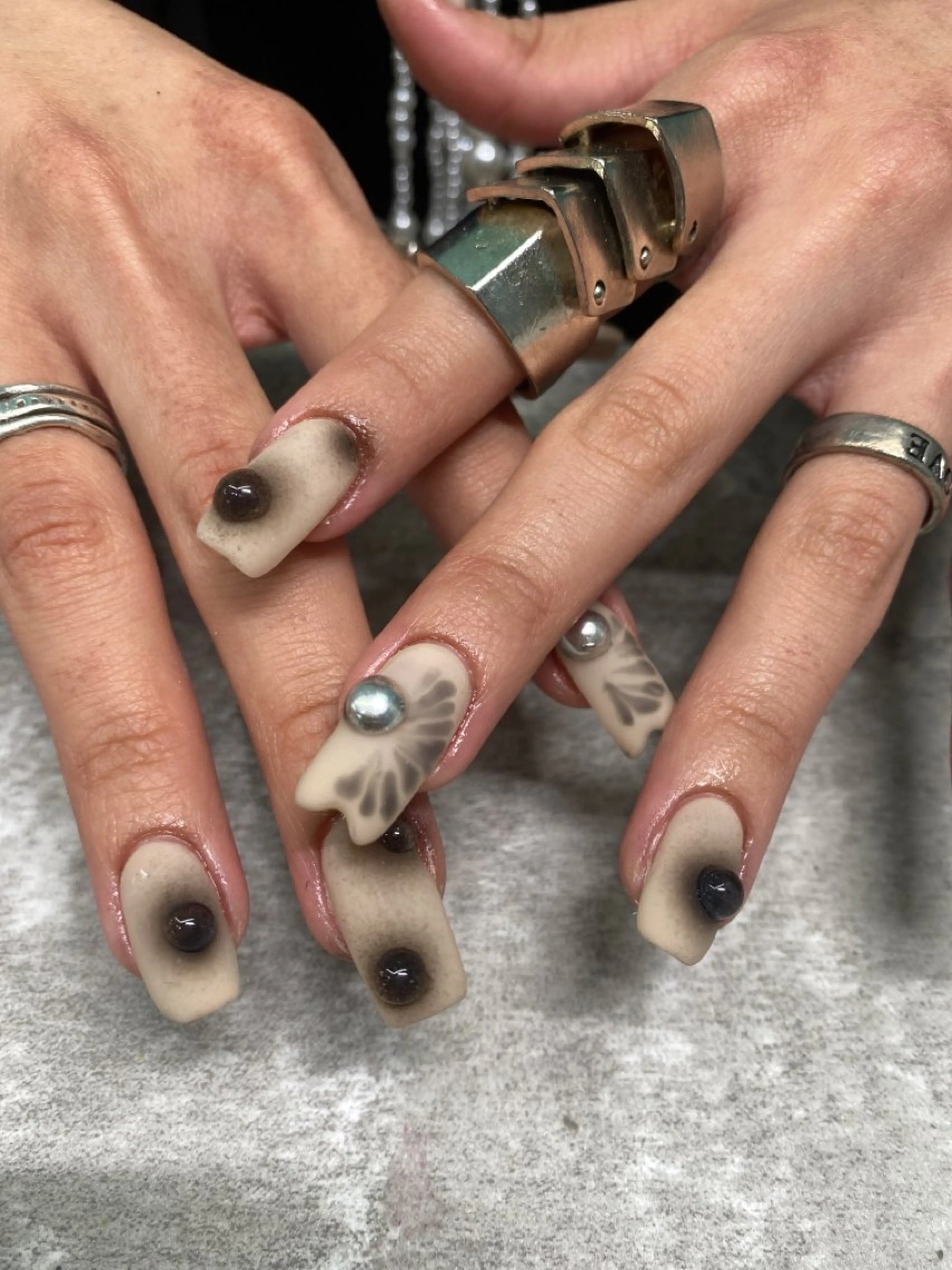 ネイル ハンドネイル isobe yuiのネイルデザイン