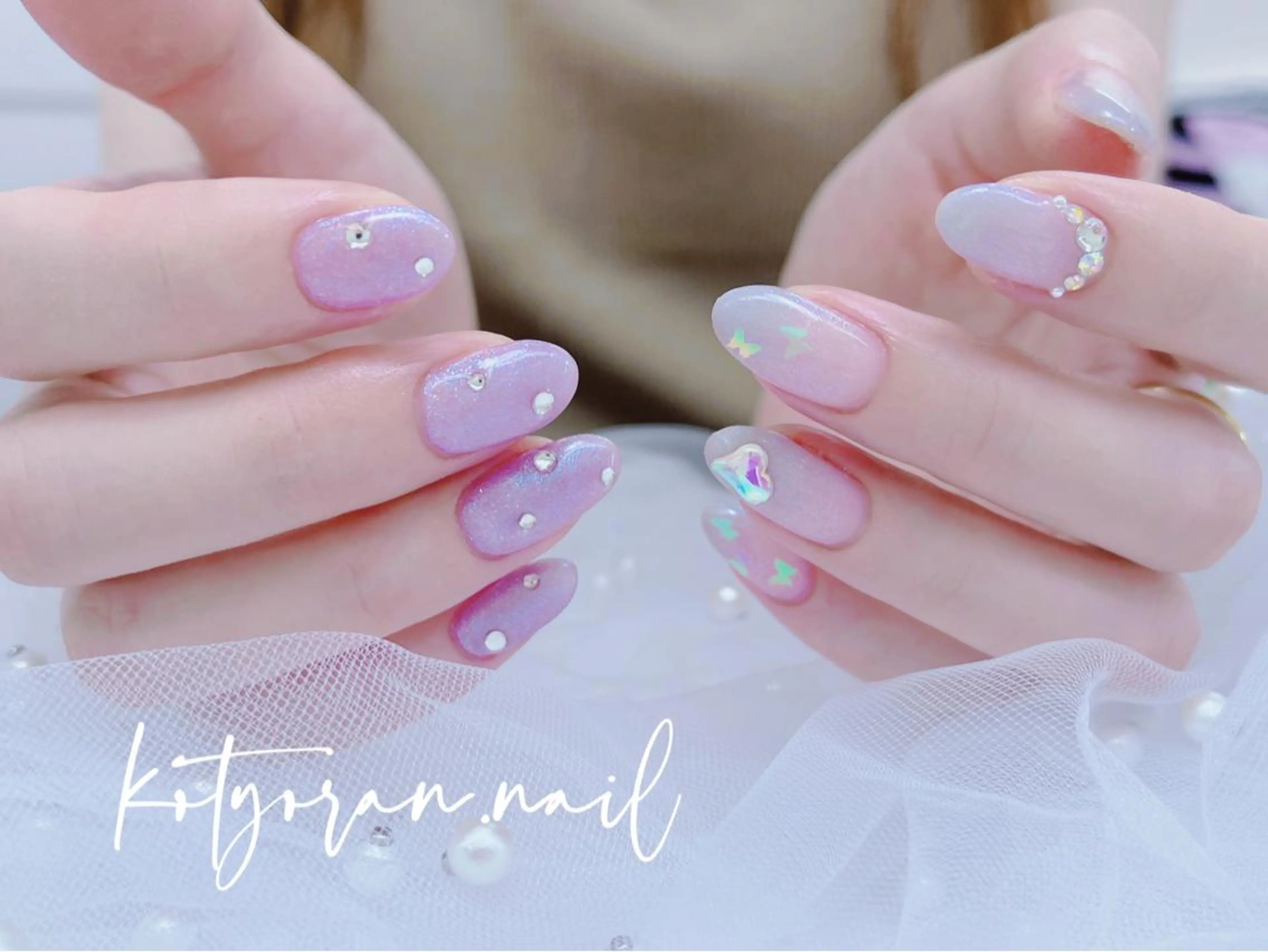 ネイル ハンドネイル モナ& ミユのネイルデザイン