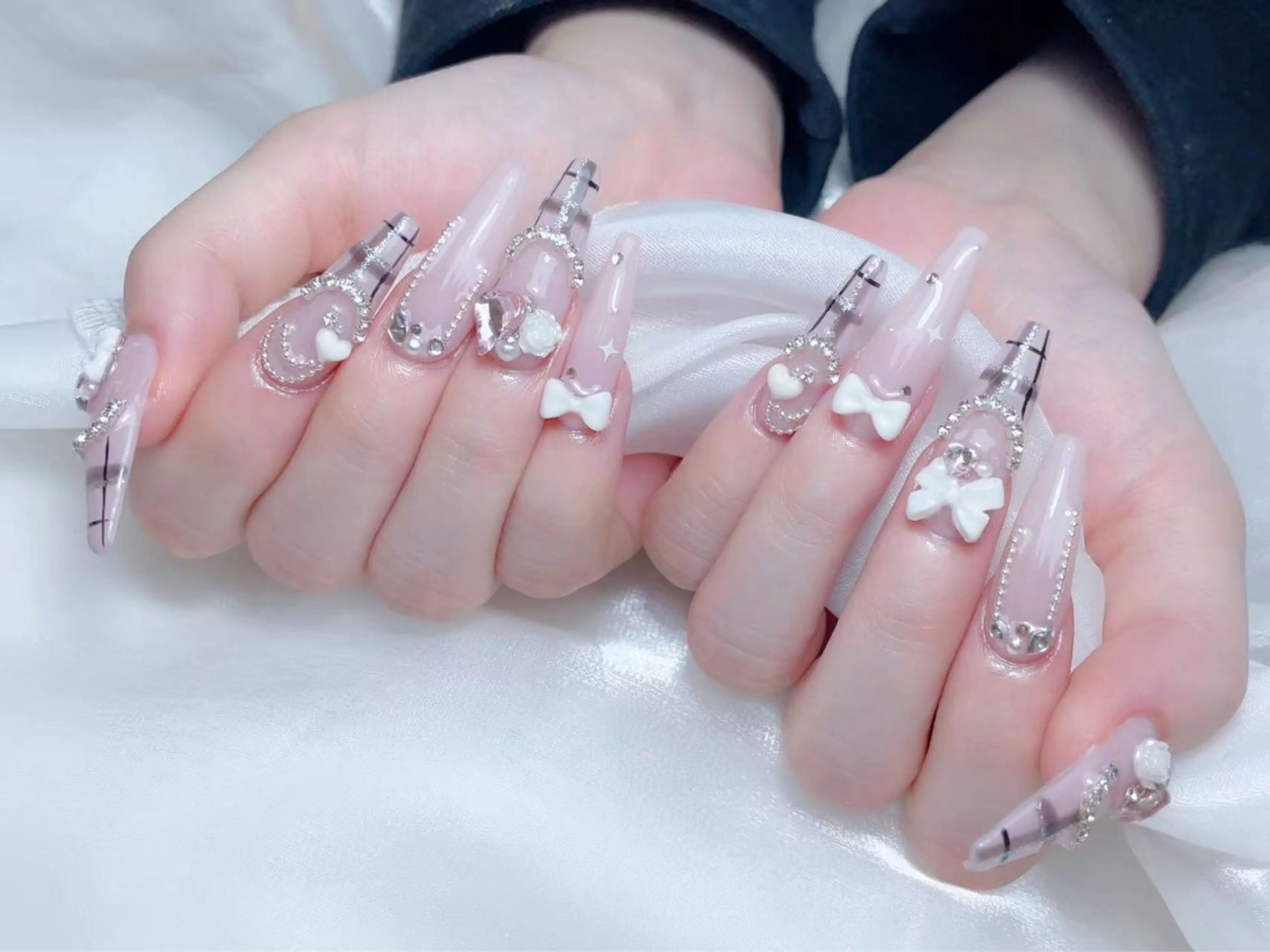 ネイル 🎀M nails✨ ビューティーのネイルデザイン
