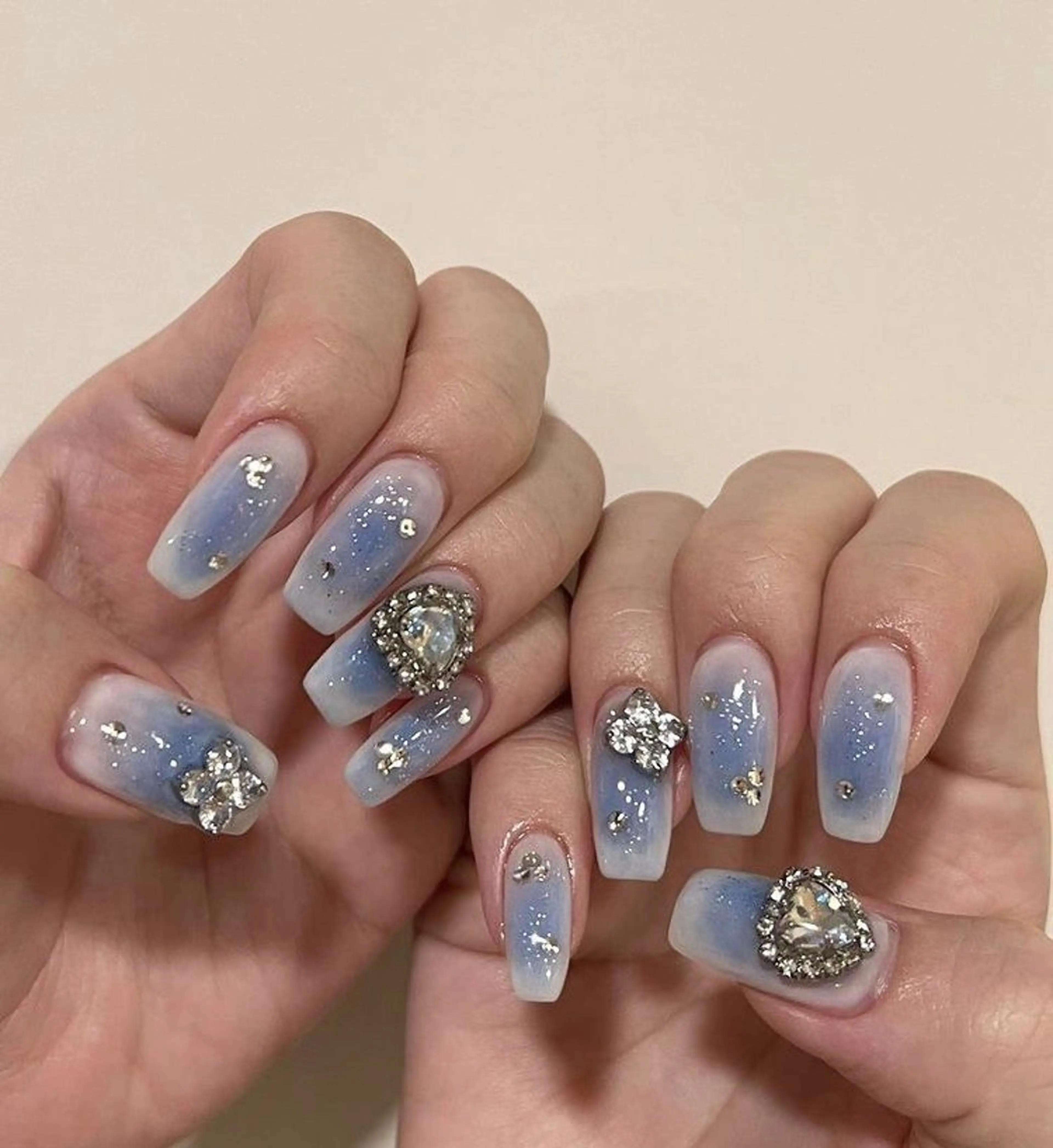 ネイル Lee Nailsのネイルデザイン