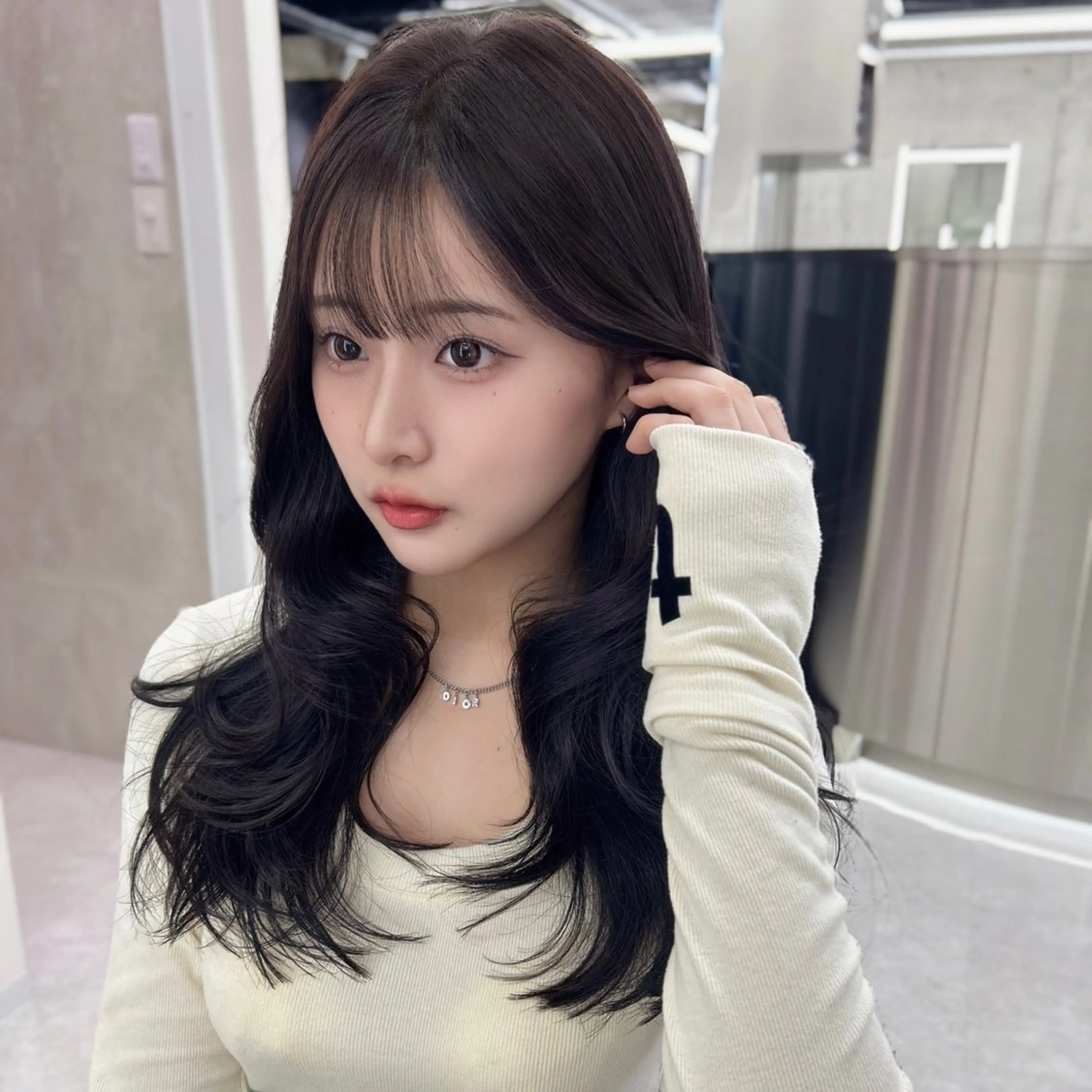 セミロング 韓国風ヘア レイヤーカット 石山 洸平のヘアスタイル