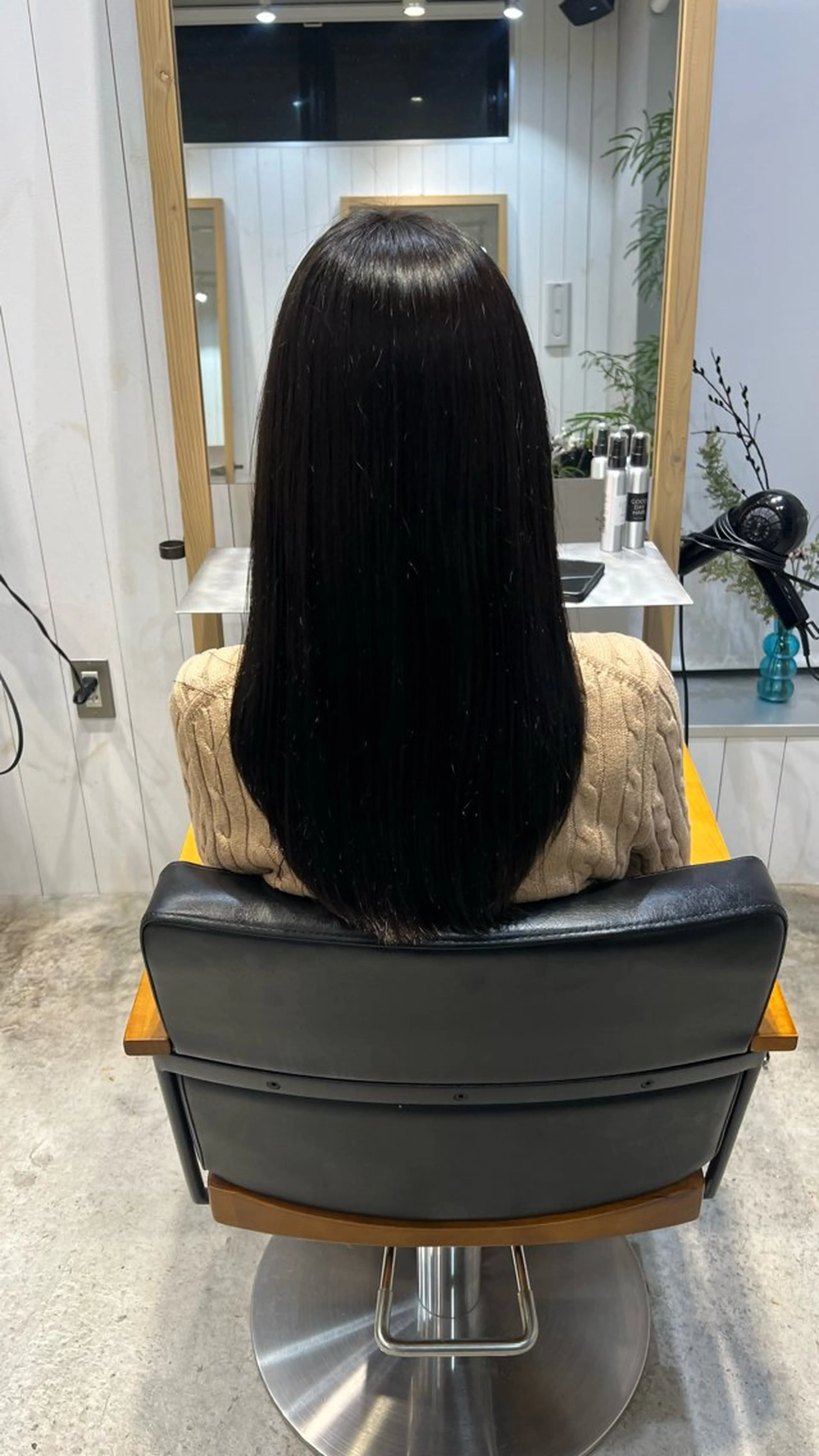 セミロング ヘアカラー トリートメント 髙橋 かなこのヘアスタイル