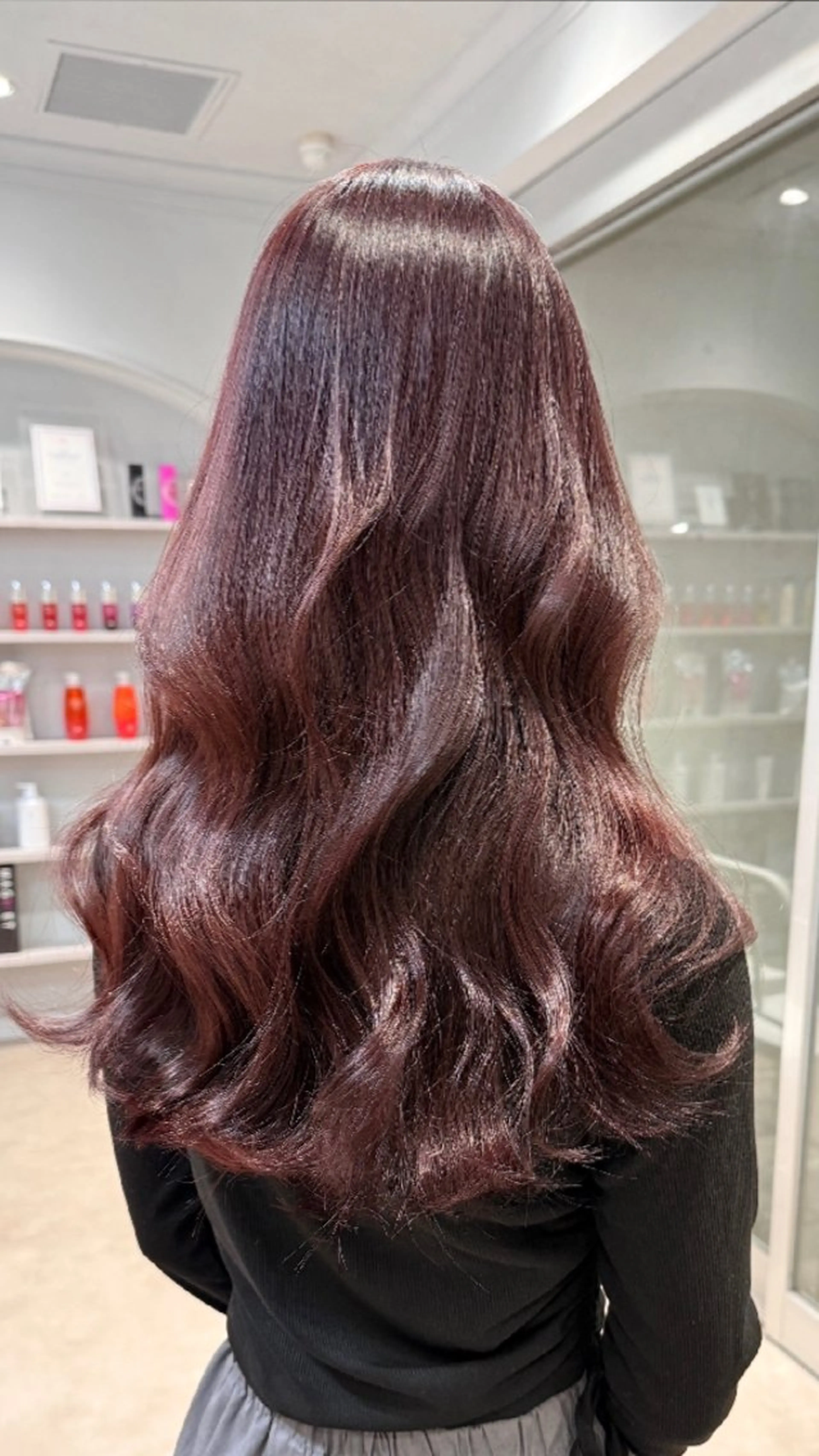 カラー ヒジオカ リナのヘアスタイル