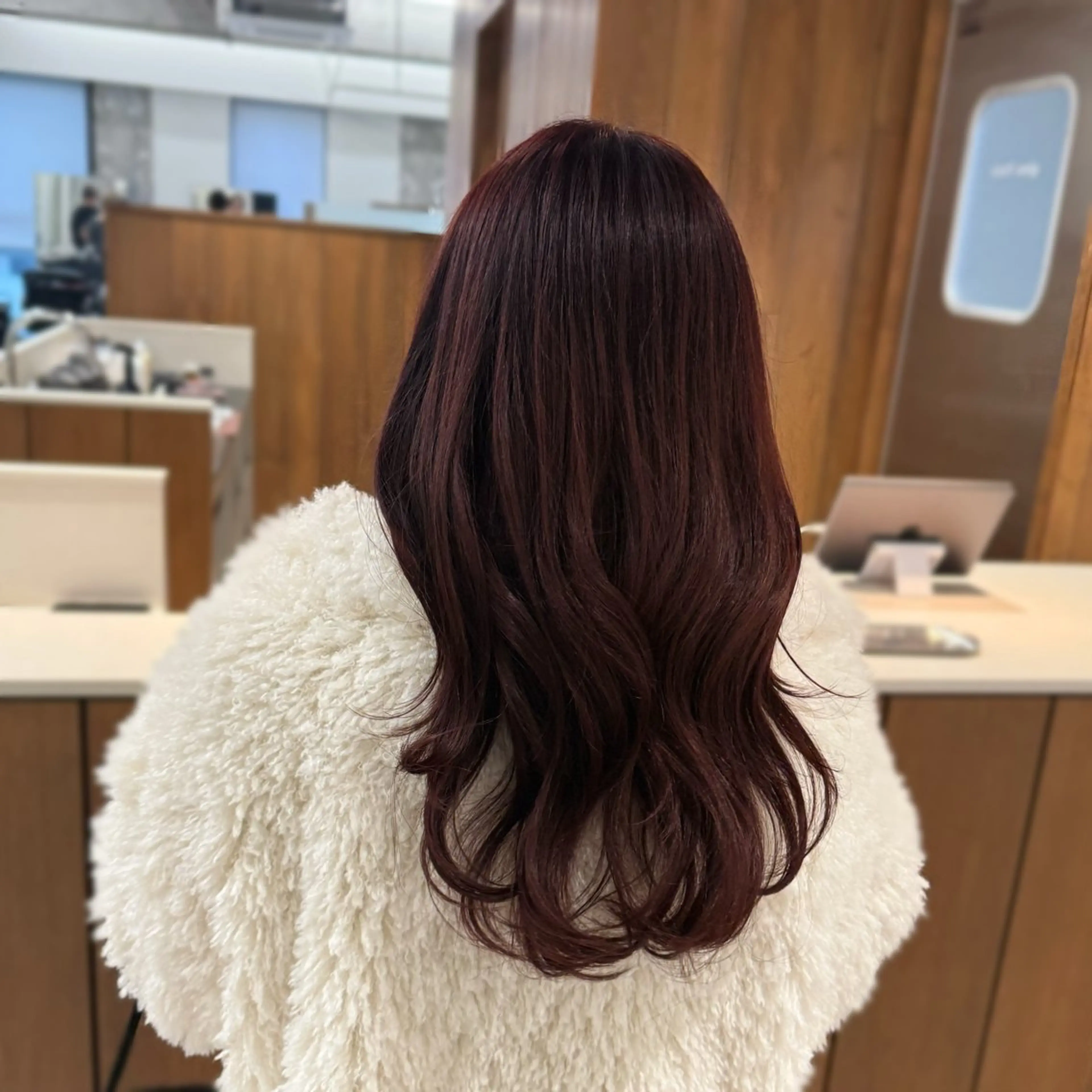 セミロング カラー 透明感カラー カット ヘアカラー トリートメント 縮毛矯正+モテカラー 🎀✨MIHOのヘアスタイル