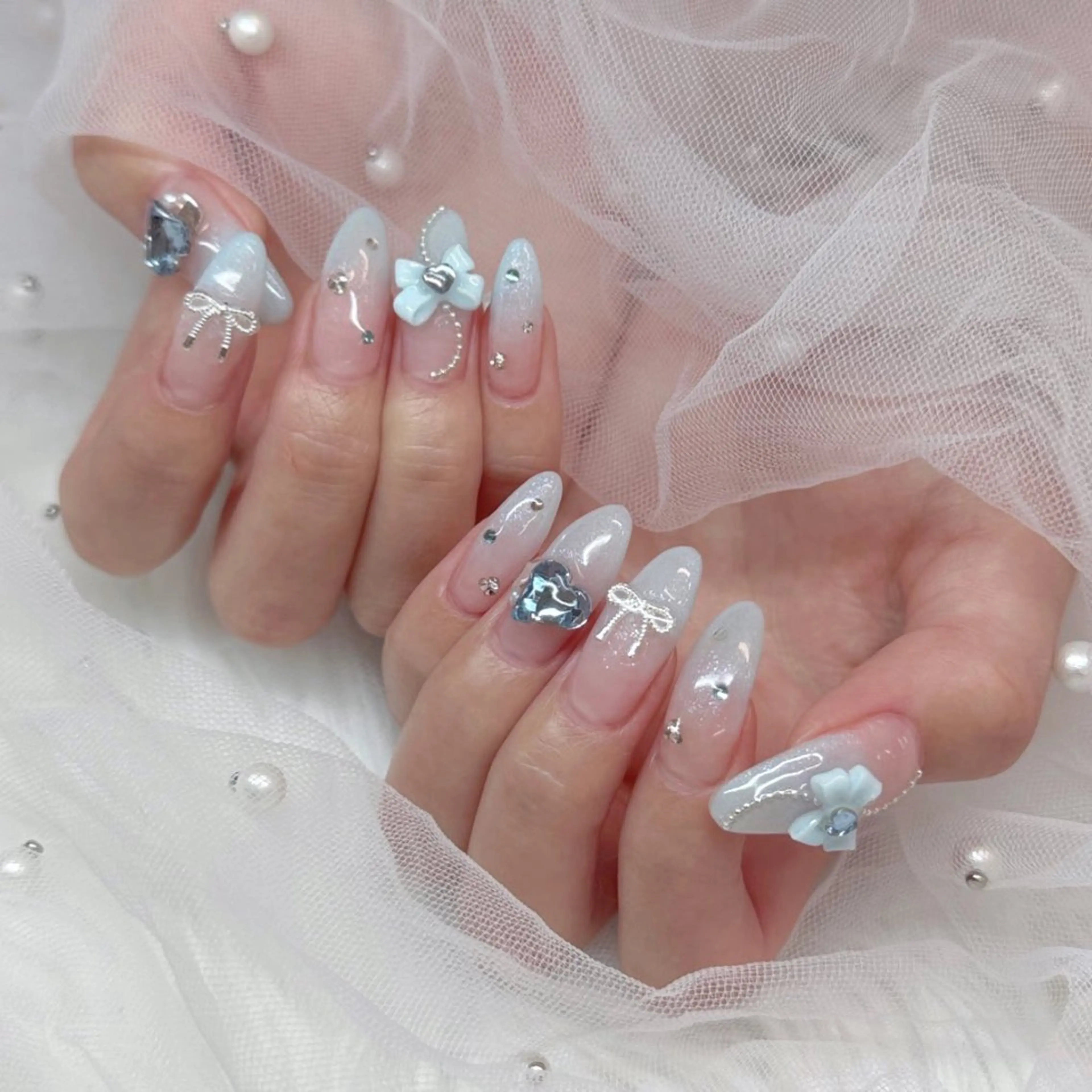 ネイル ハンドネイル UnFLAIR 麻布十番店🐰Riiのネイルデザイン