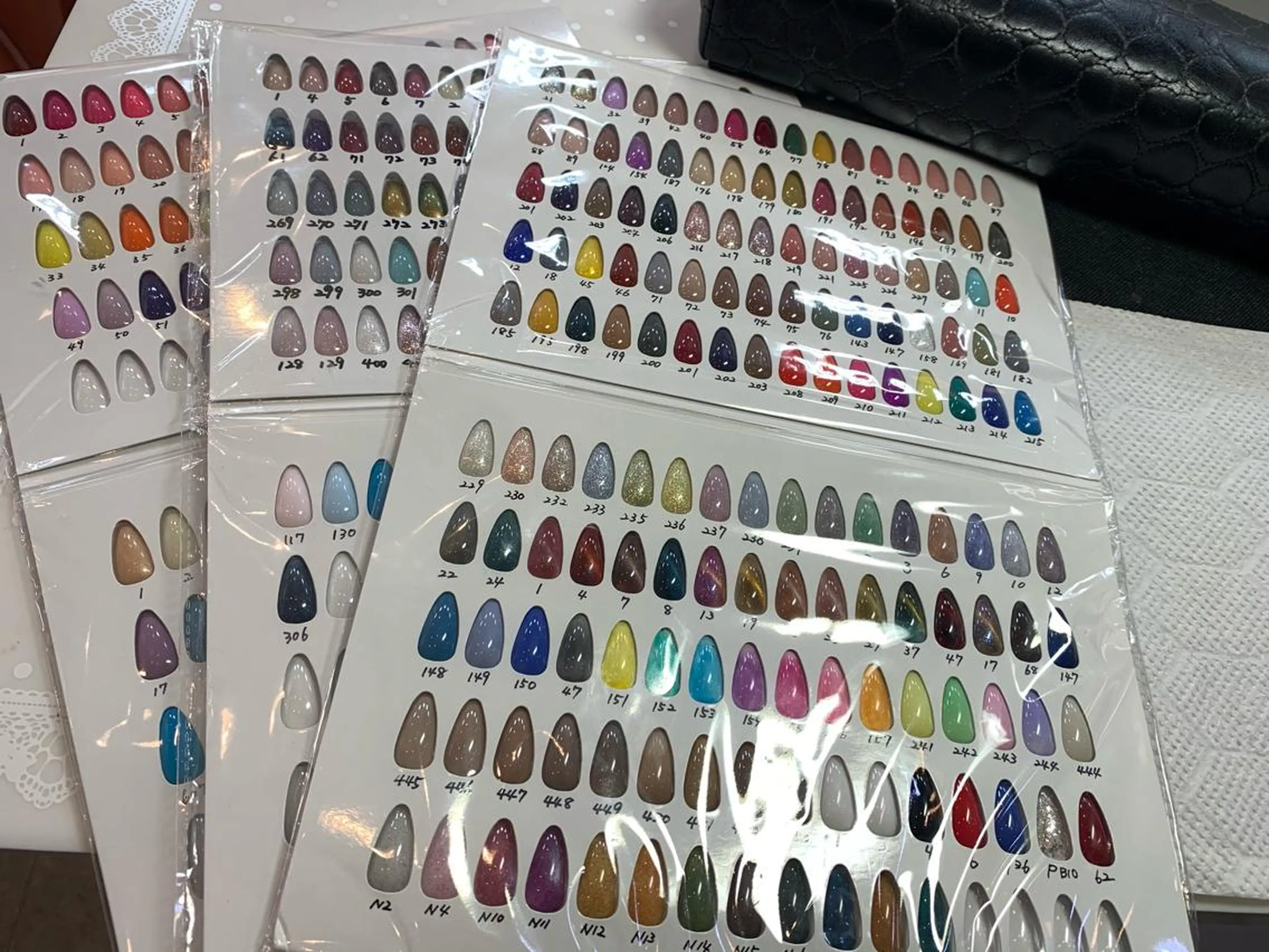 ショート カラー ネイル ワンカラーネイル Lea NAILsalon所属・Le’a NailSalonのネイルデザイン