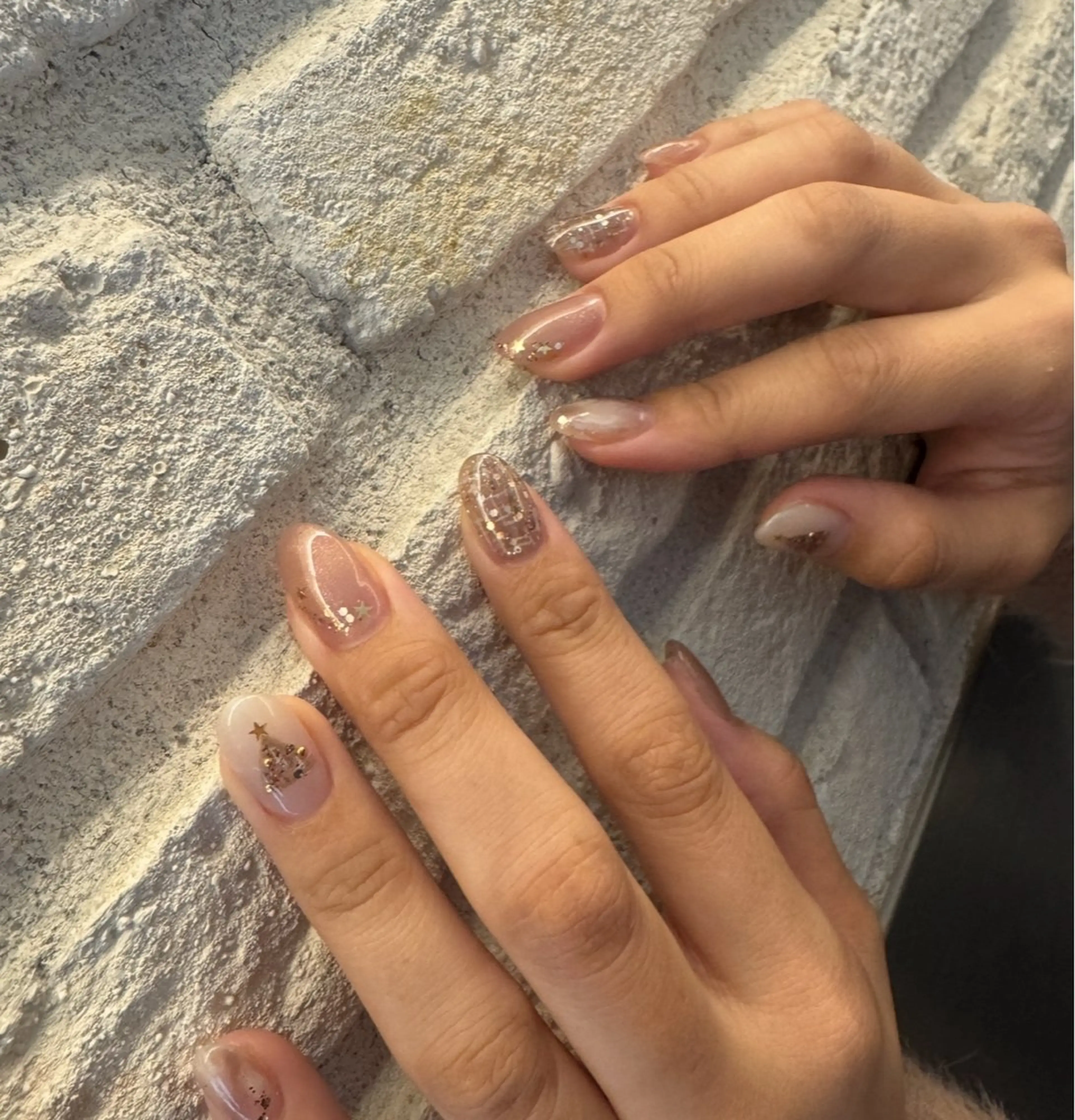 ネイル 成人式 キラキラネイル ニュアンスネイル オフィスネイル シンプルネイル Lililas サロン&スクールのネイルデザイン