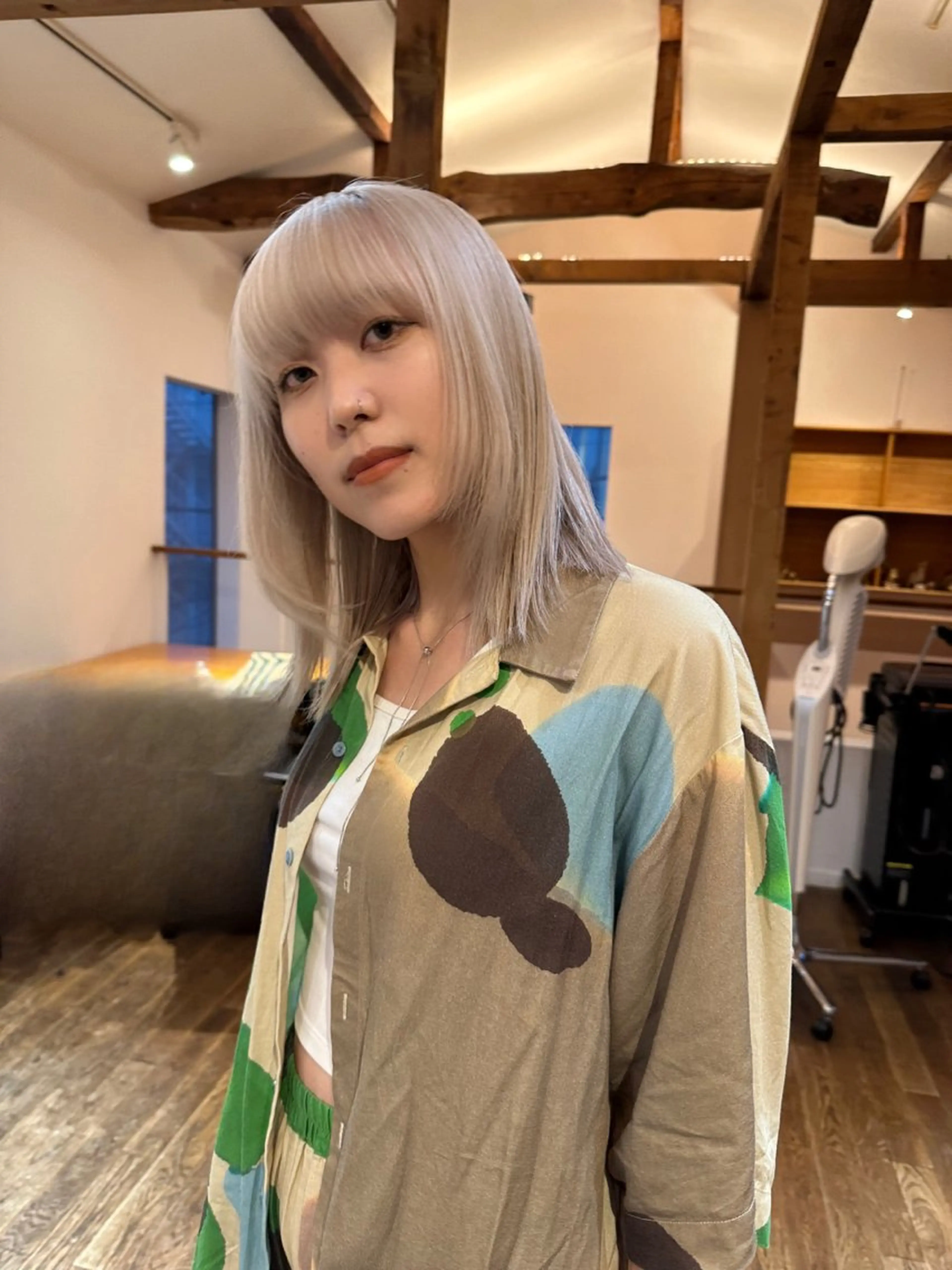 セミロング ヘアカラー トリートメント Null 表参道所属・岩下昂世/ ハイトーン/デザインのヘアスタイル