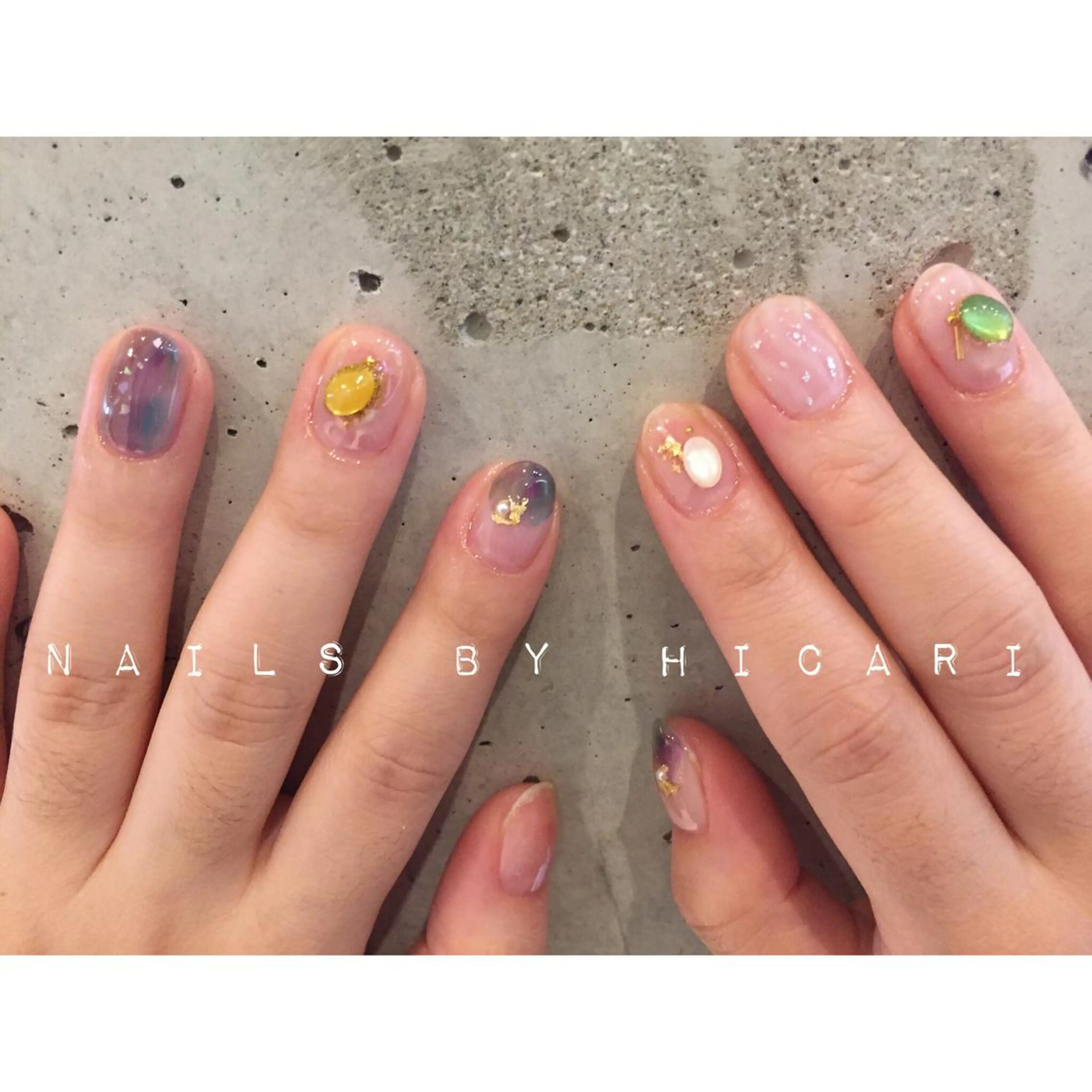 ショート カラー マツエク・マツパ illum hicariのネイルデザイン