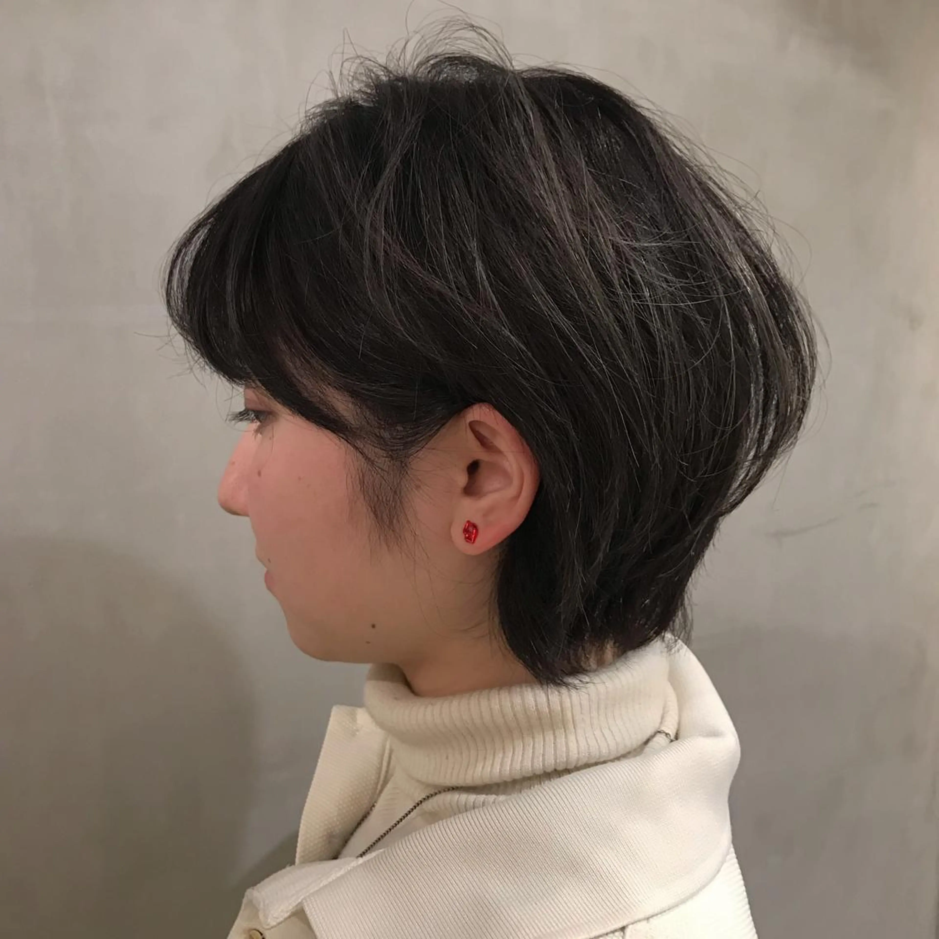 ショート カラー アンニュイヘア🪽 ayumiのヘアスタイル