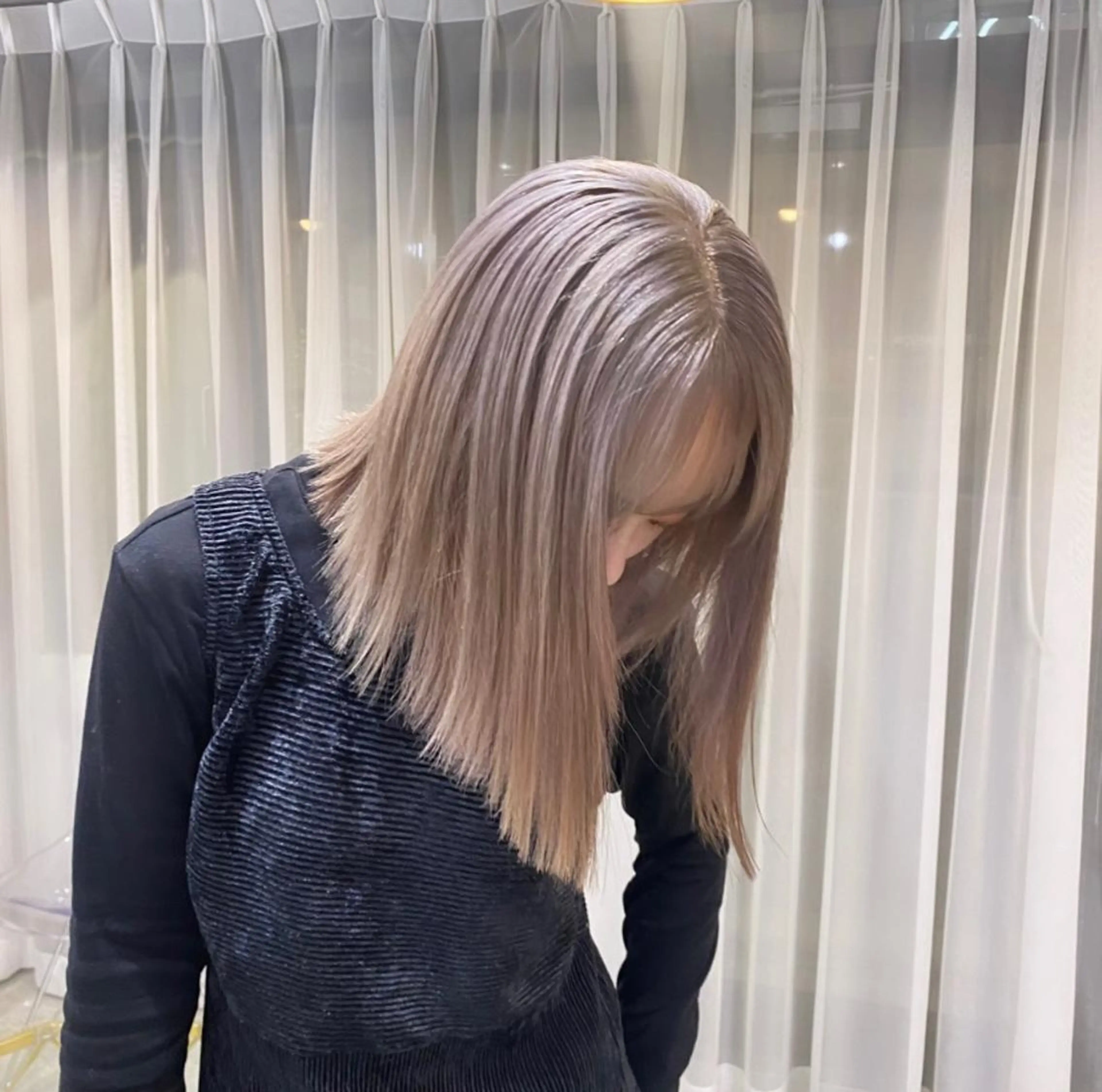 カラー パーマ ヘアアレンジ ネイル マツエク・マツパ アイブロウ ヘアカラー トリートメント M所属・ハイトーン/透け感 カラー🎀真香のヘアスタイル