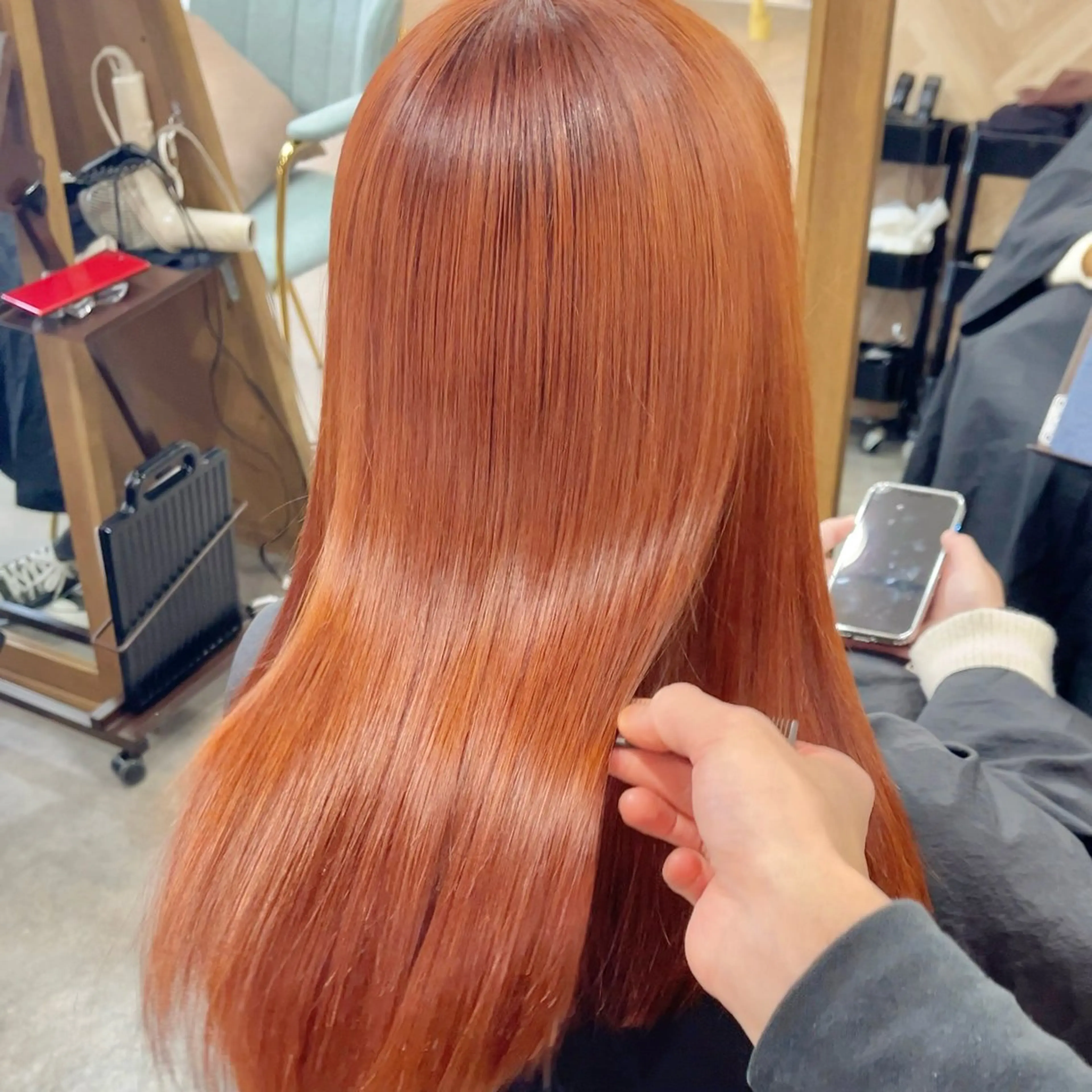 ダメージレス🧞‍♂️ブリーチカラー＋集中ダメージ補修🩵髪質改善トリートメントの写真