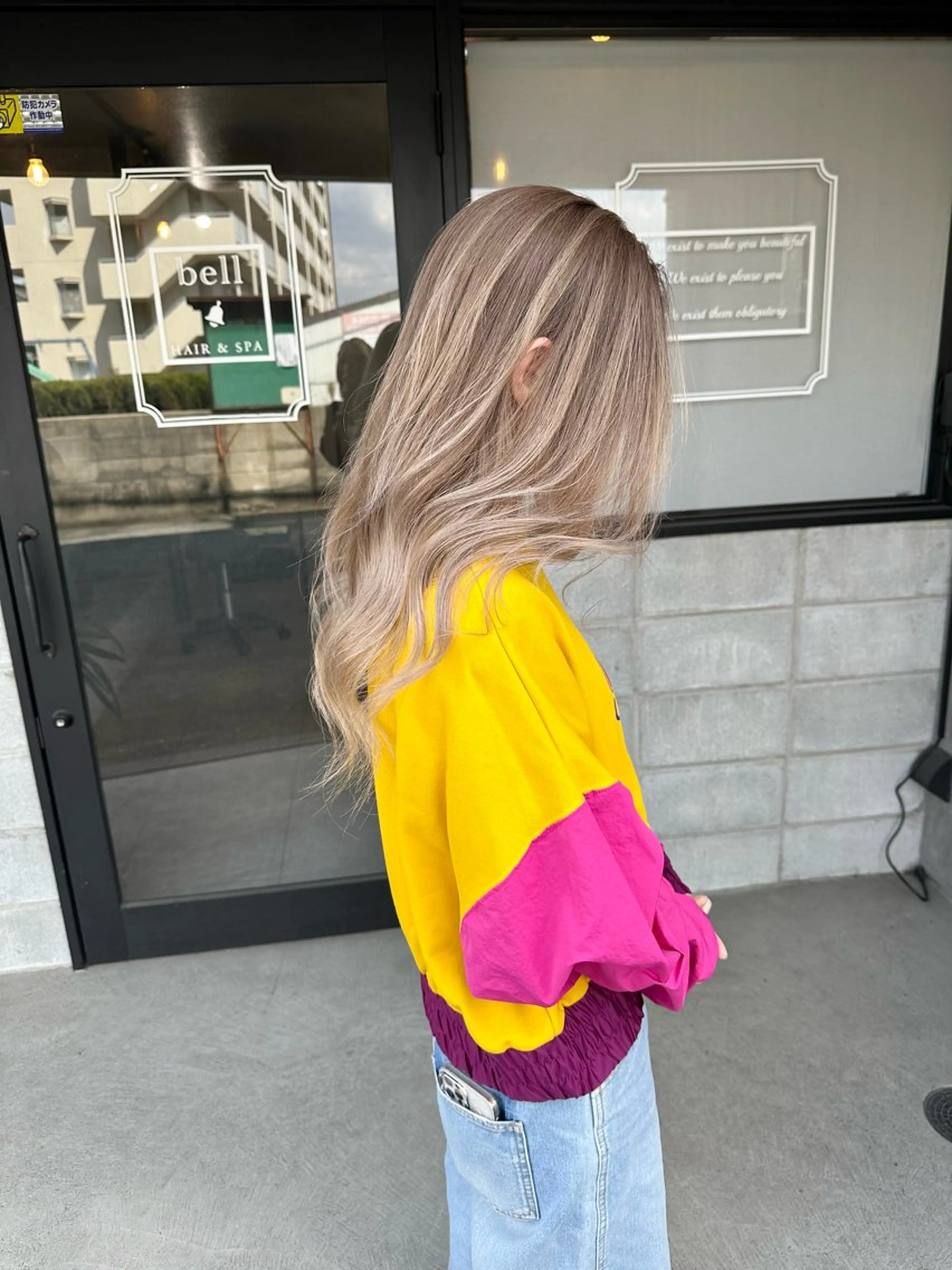 ロング カラー 森本 笑のヘアスタイル