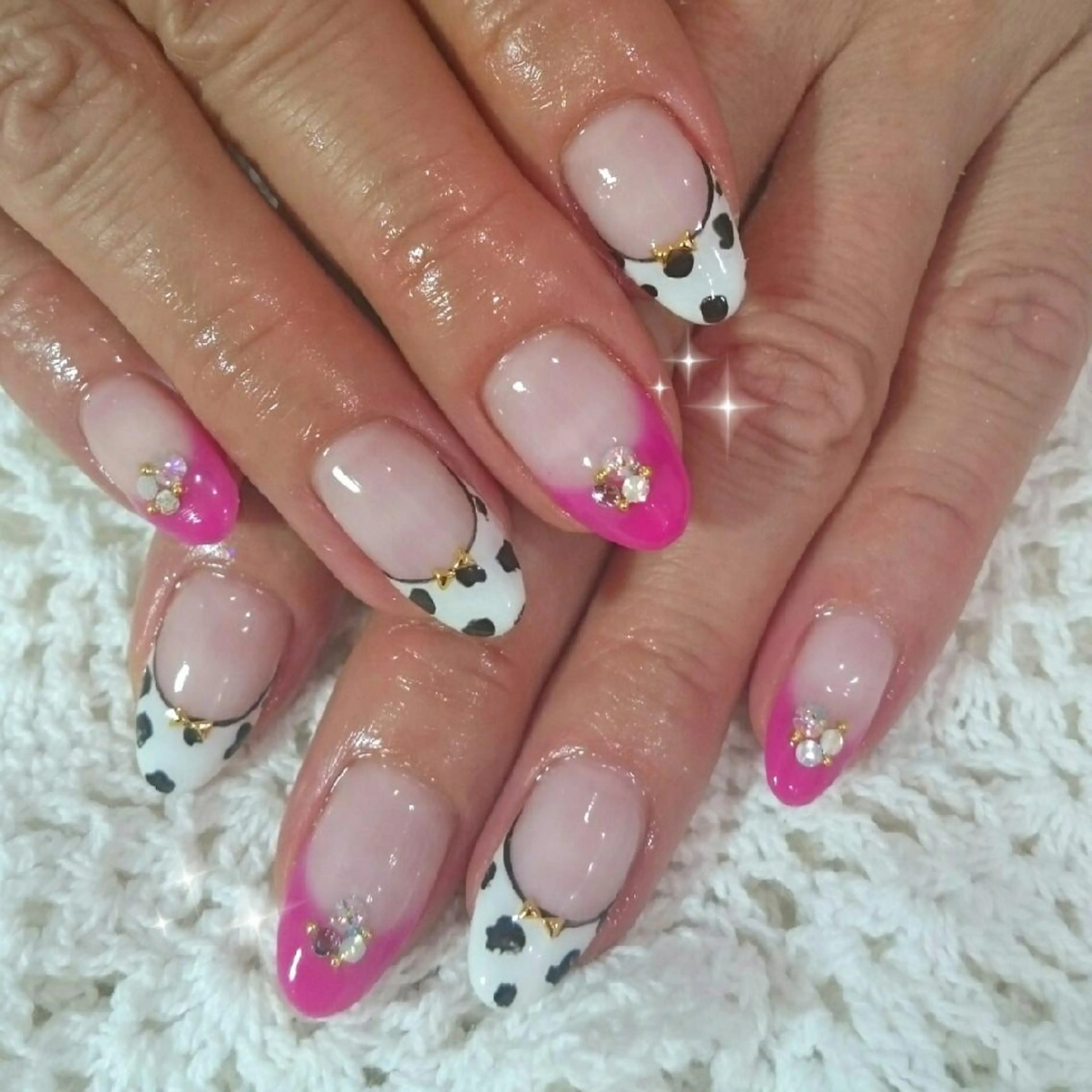 ネイル 小顔と腸の専門店 ラクーラビューティのエステ・リラクイメージ