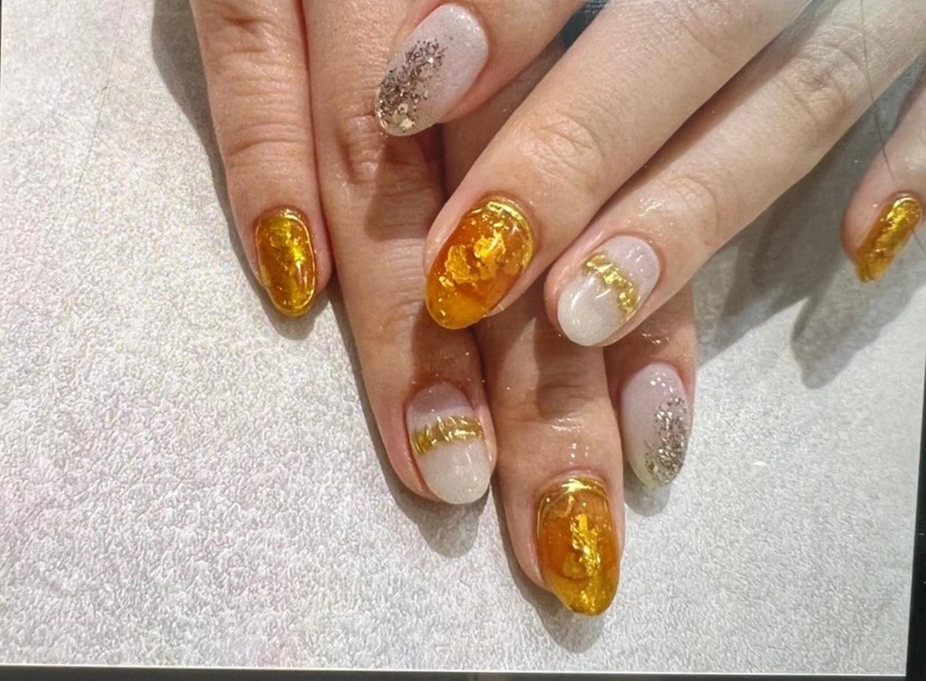 ネイル ハンドネイル ビューティーサロン ヘゼリヒのネイルデザイン