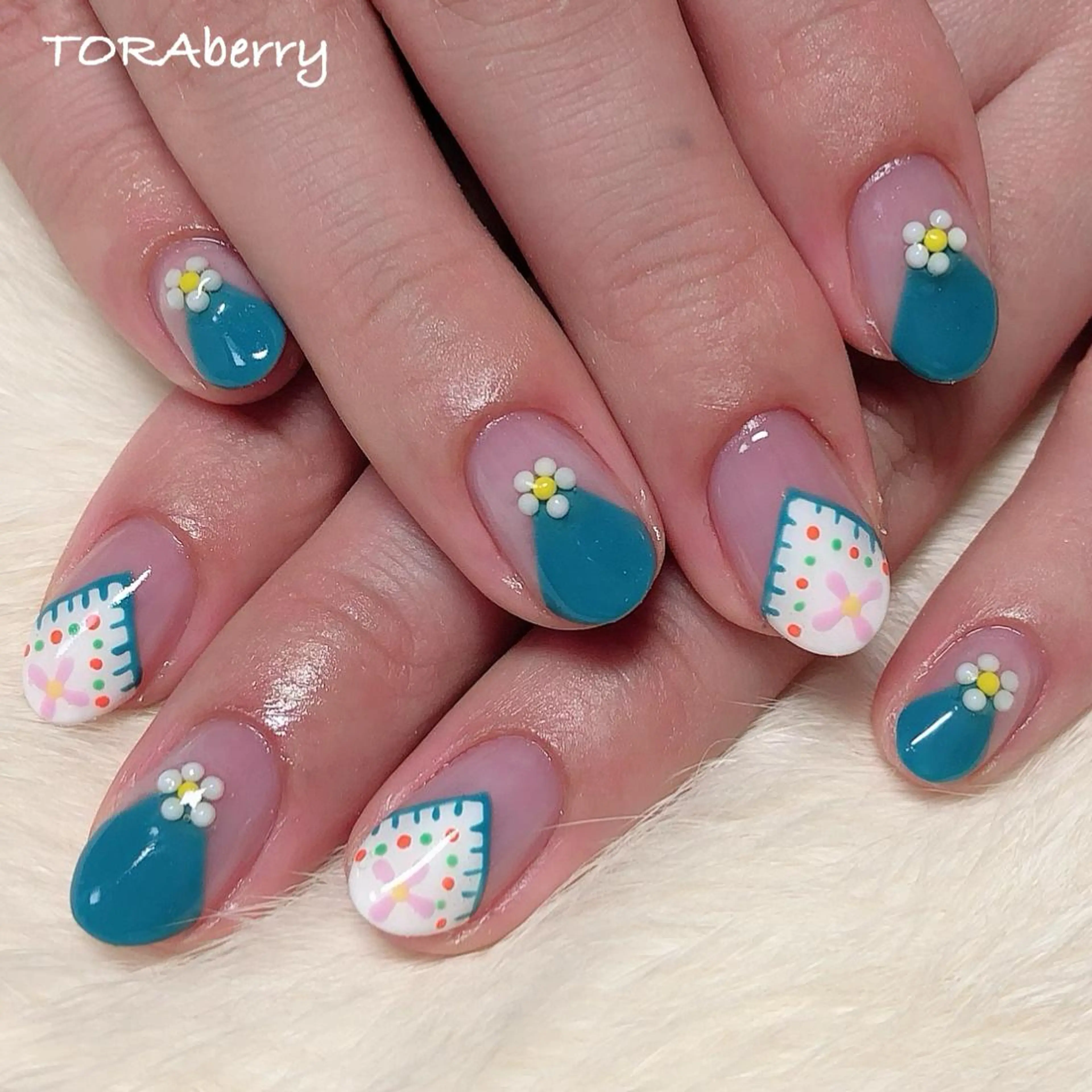 ネイル ハンドネイル ネイリスト なつみのネイルデザイン